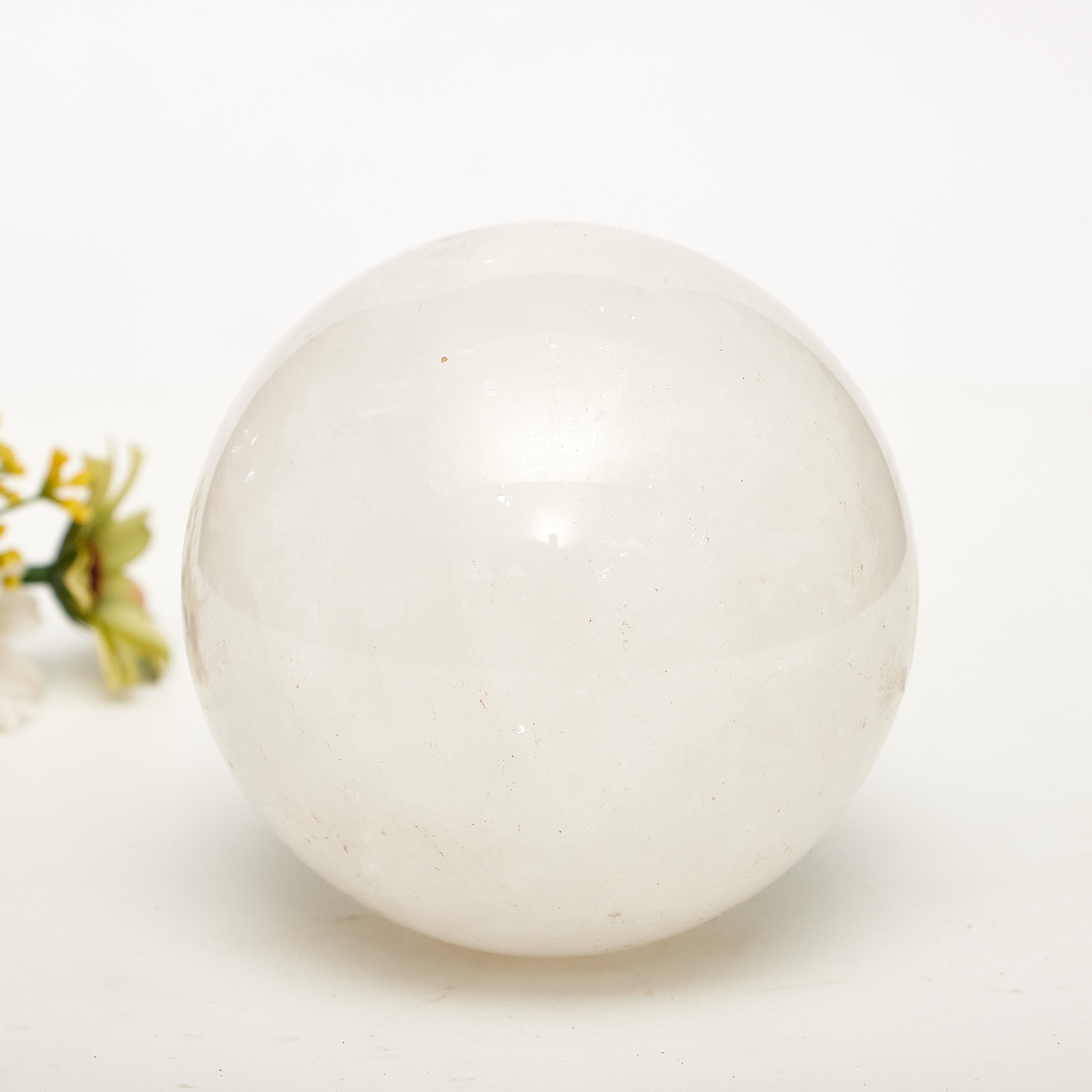 New Natural crystals healing stones clear quartz ball fengshui and healing crystal stone for decoration and gifts