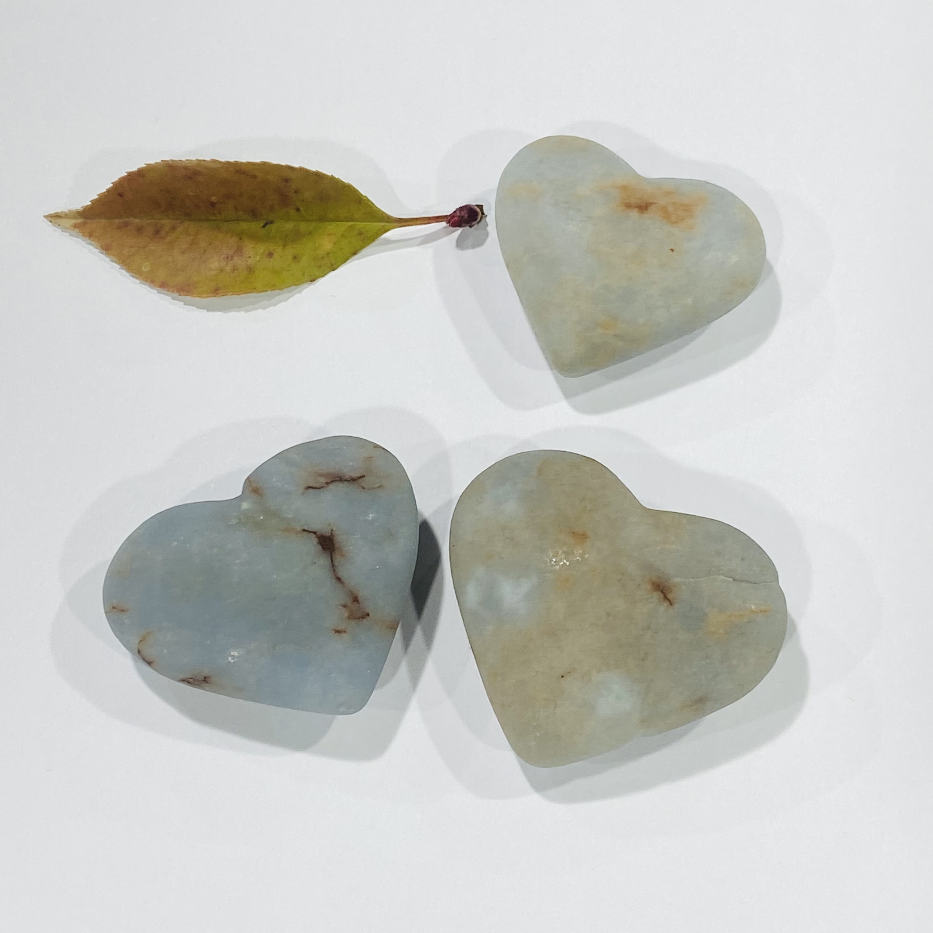 Natural crystals healing angel stones heart fengshui crystal craft stone for decoration and gifts