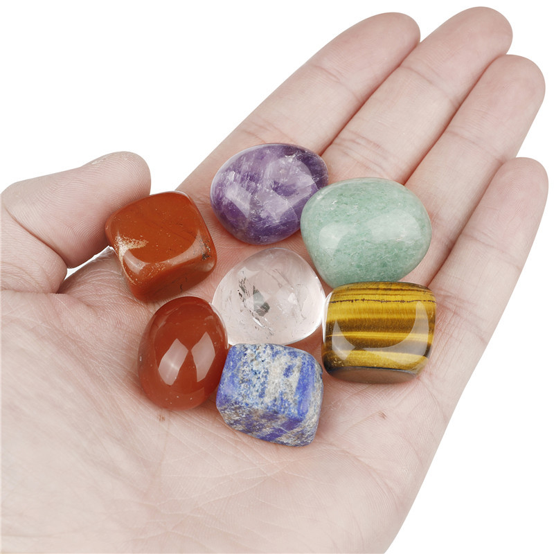 Wholesale Mixed Irregular Natural Crystal Healing Gem Stone Bulk 7 Chakra wooden disc crystal polished tumbled stones gifts set