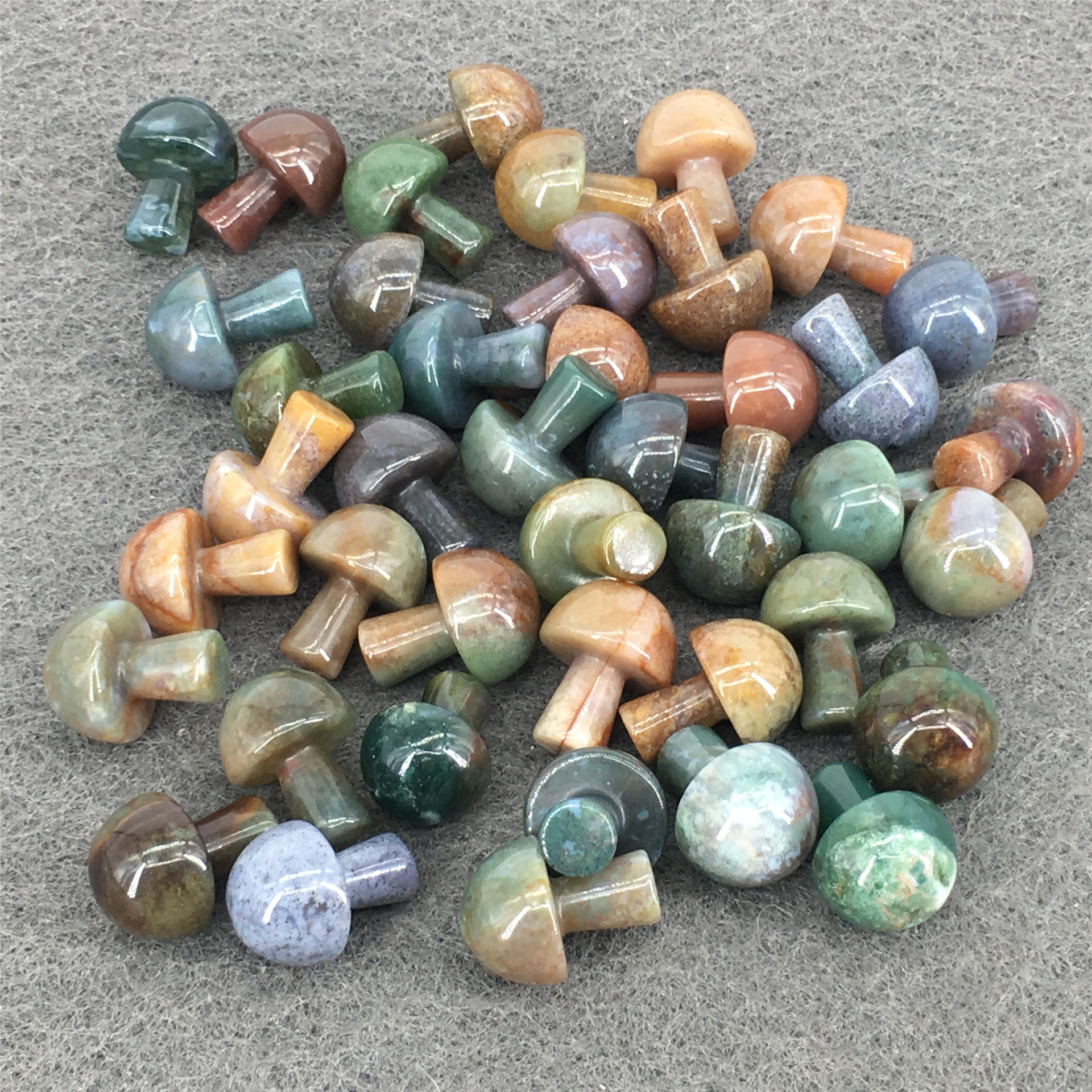 Crystal wholesale carving crafts natural gemstones mini marine agate mushroom festival gifts