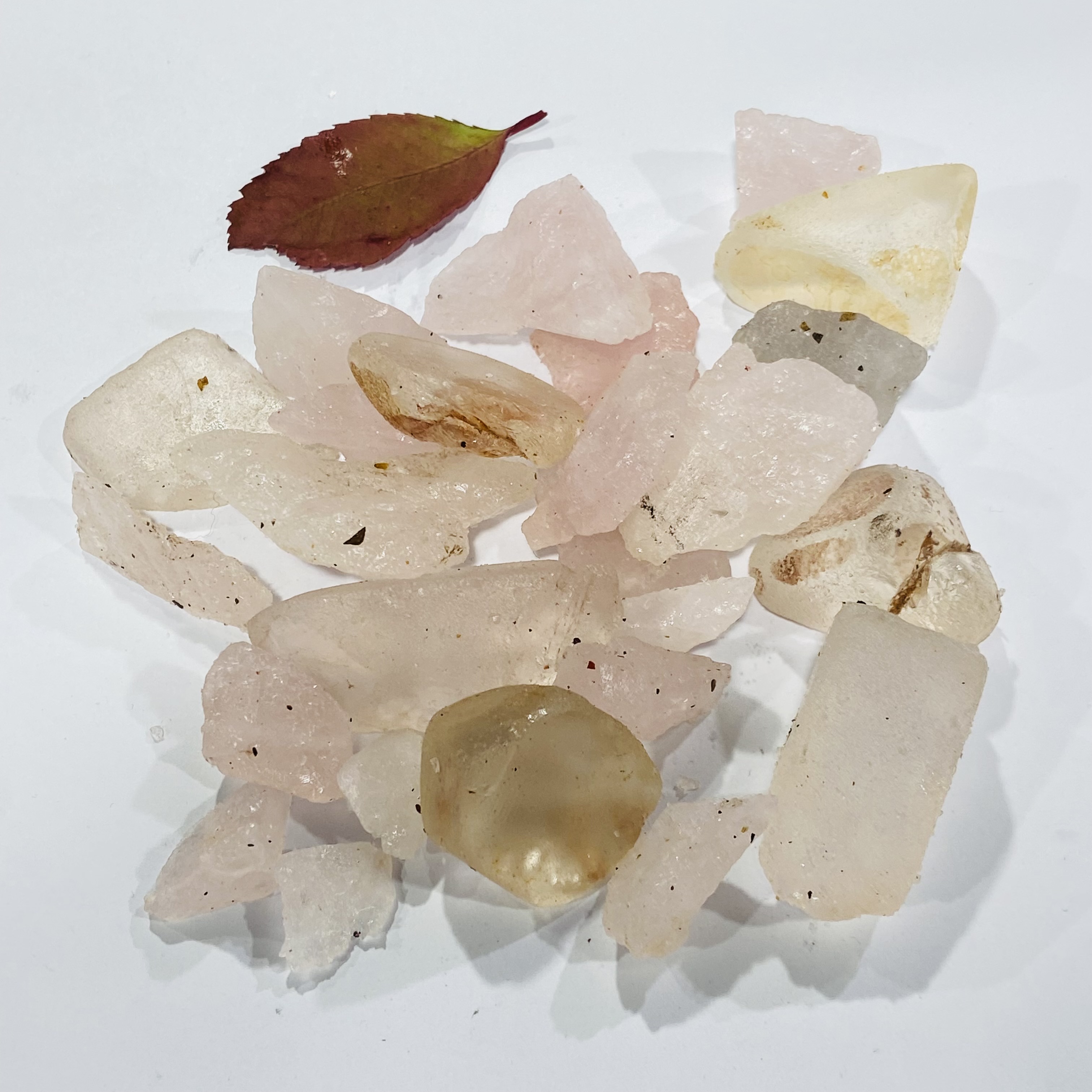 Wholesales Natural Gem raw crystals healing stones High quality reiki powder crystal quartz raw stone