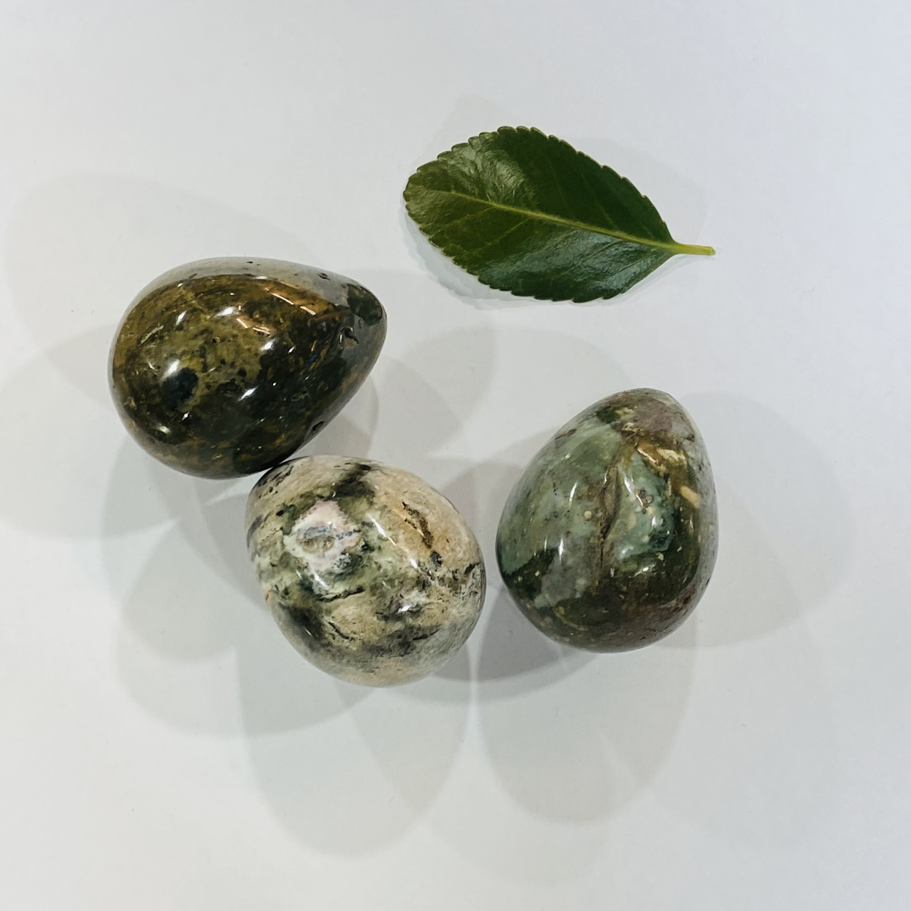 High quality Natural crystals healing stones Ocean Jasper crystal egg stones healing crystal for decoration and gifts