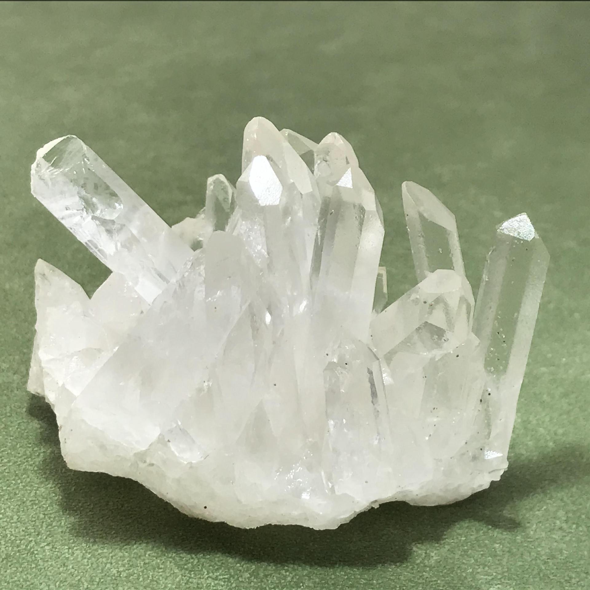 Wholesale high quality natural quartz crystal healing clear Crystal Cluster for decoration and energy