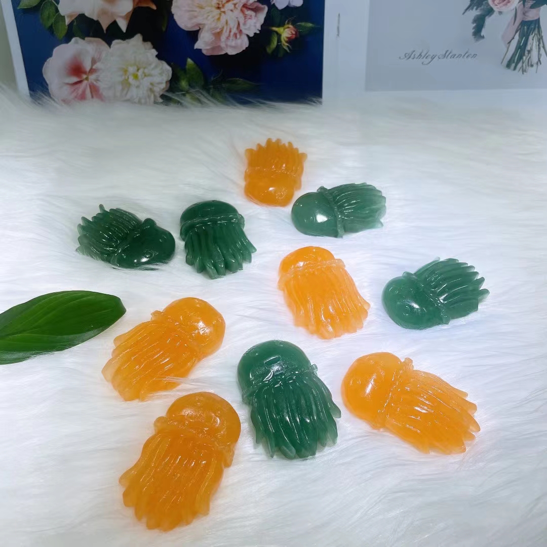 Hand carved crystal crafts natural healing jellyfish crystal mini carving wholesale for decoration