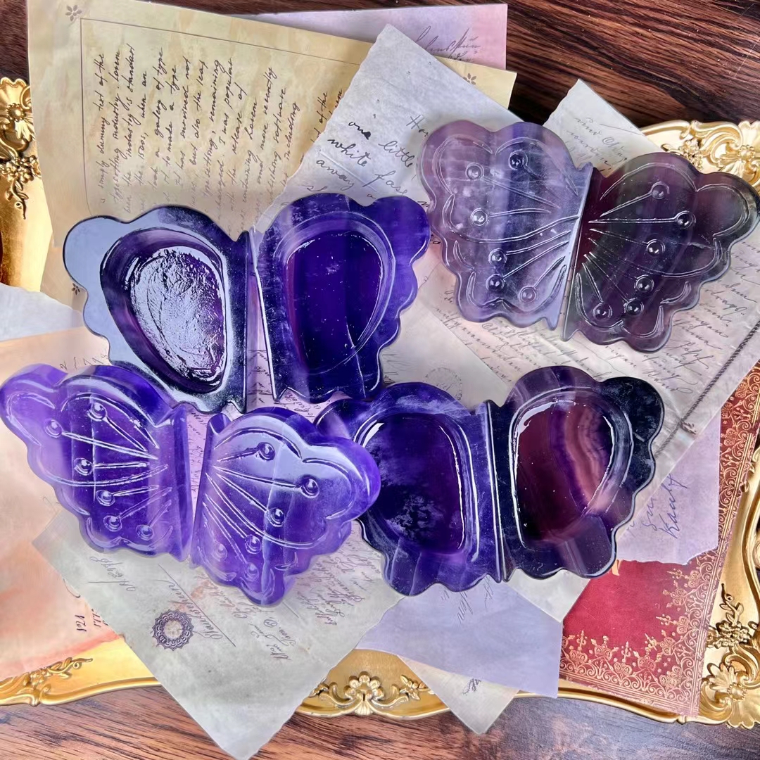 Hand carved crystal ornaments storage box natural polished crystal carving fluorite butterfly degaussing stone vessel box