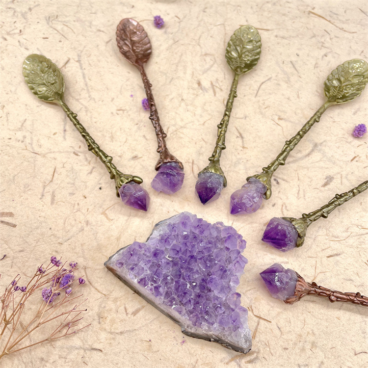 Healing crystal wholesale handmade carving natural amethyst tooth crystal cluster gemstone coffee tea spoons carving for gifts