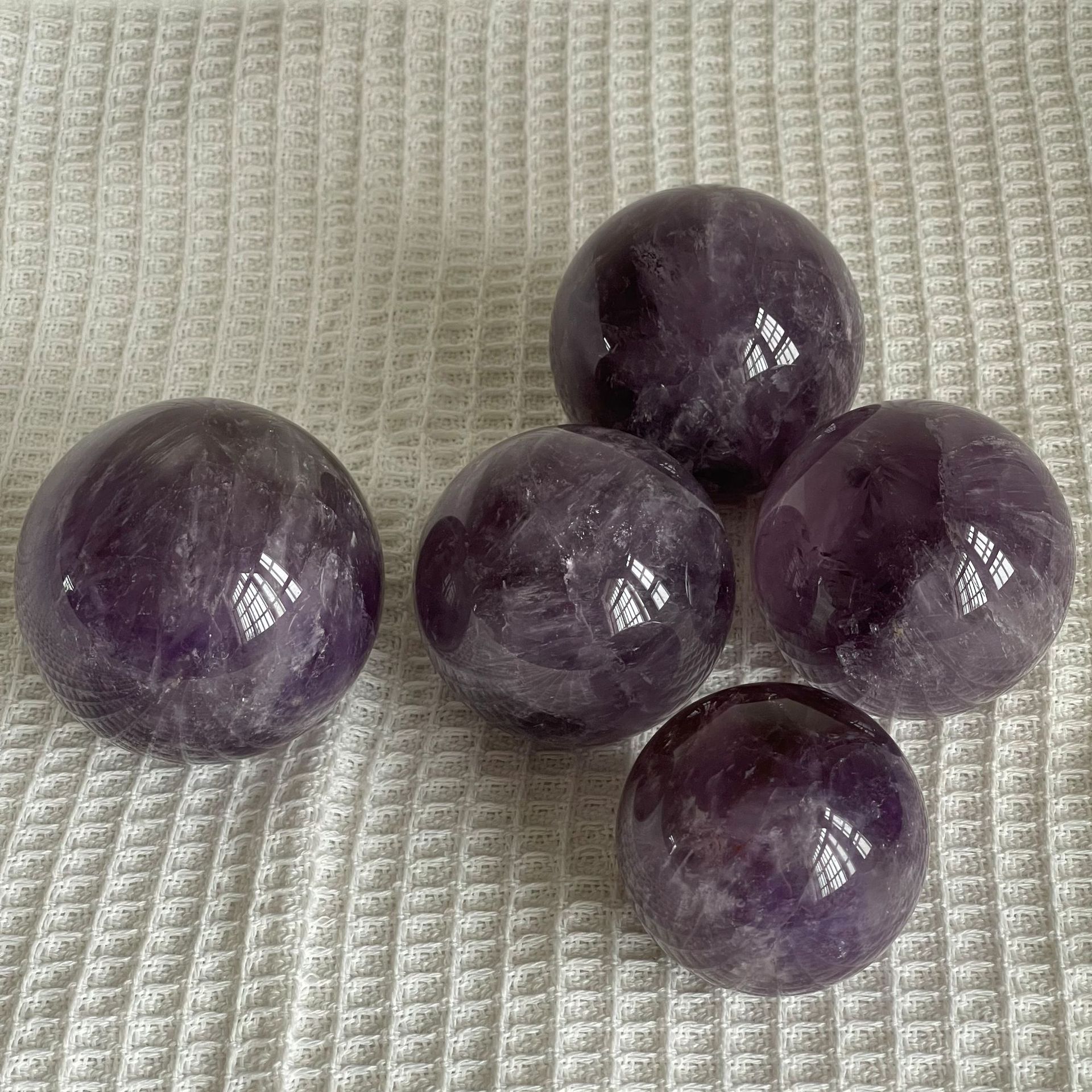 Hot Sale Crystal Sphere Folk Crafts natural polished gemstone Healing Clear large Amethyst ball for decoration