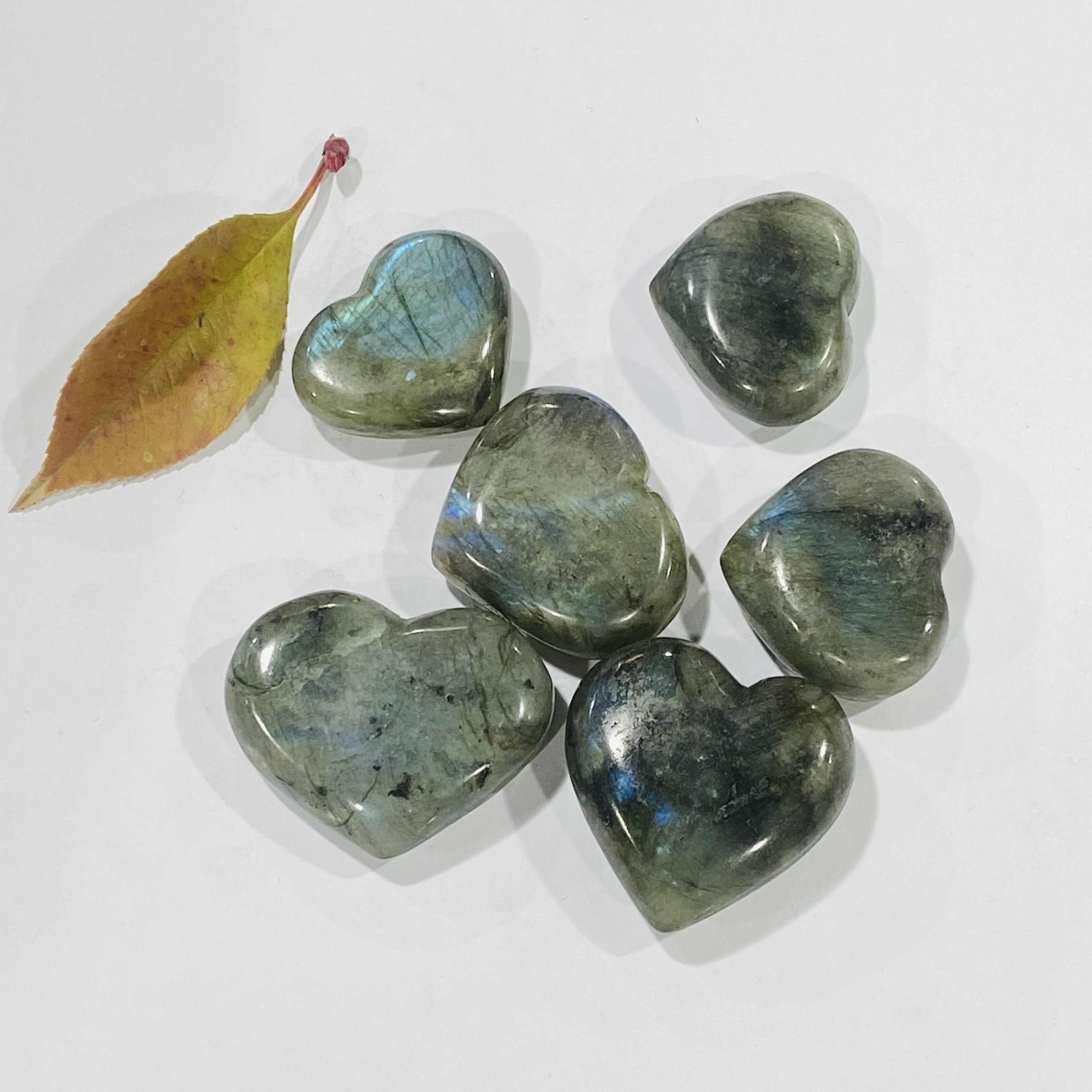 Best Quality various natural crystals healing labradorite stones heart fengshui crystal craft stone for decoration and gifts