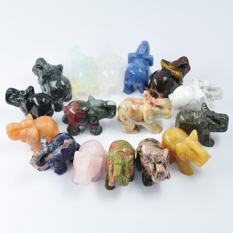 Crystal wholesale natural crystal carving crafts rose crystal elephant carving animal decoration and gifts