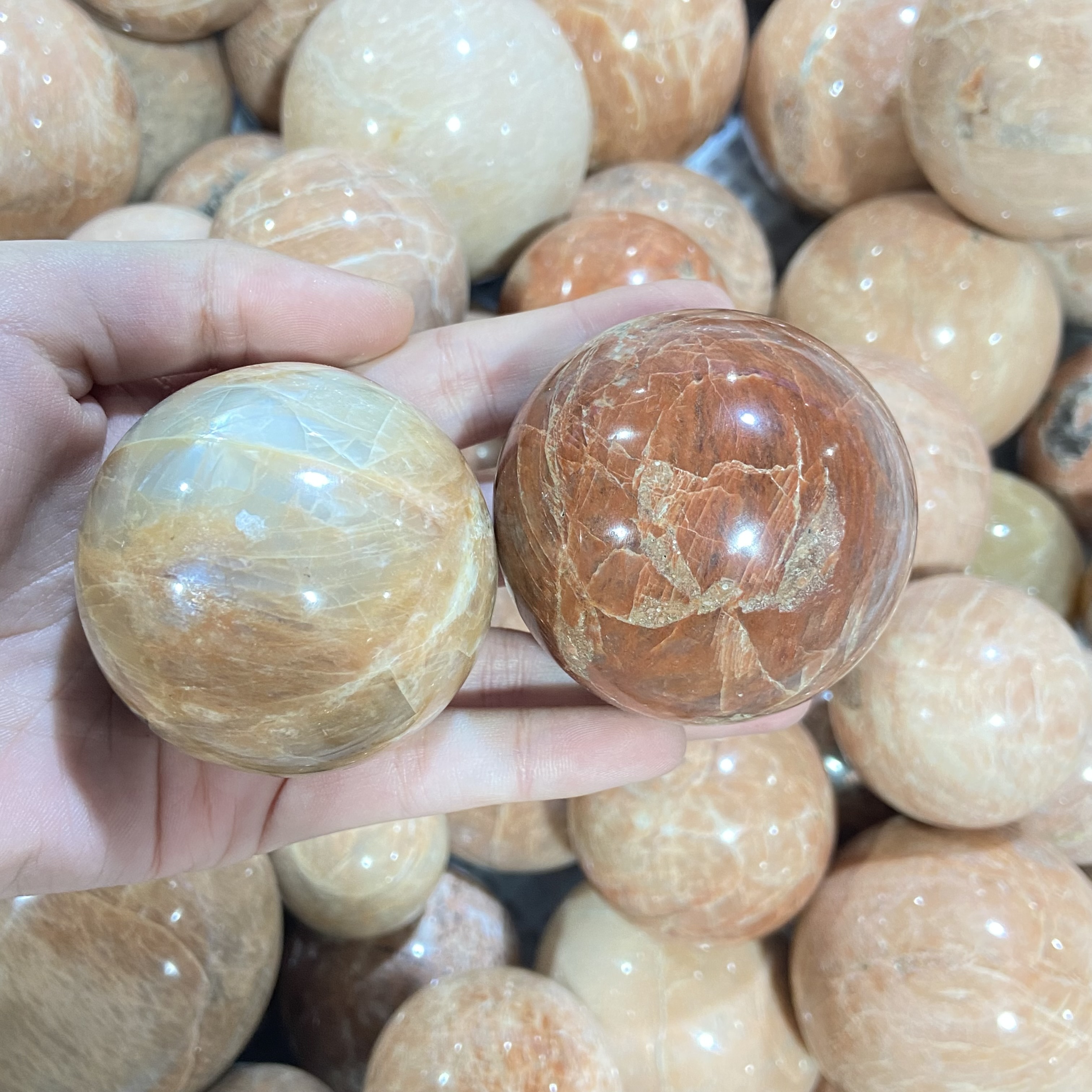 Good quality polished natural crystal sphere crafts crystal healing yellow moon ball for home decoration