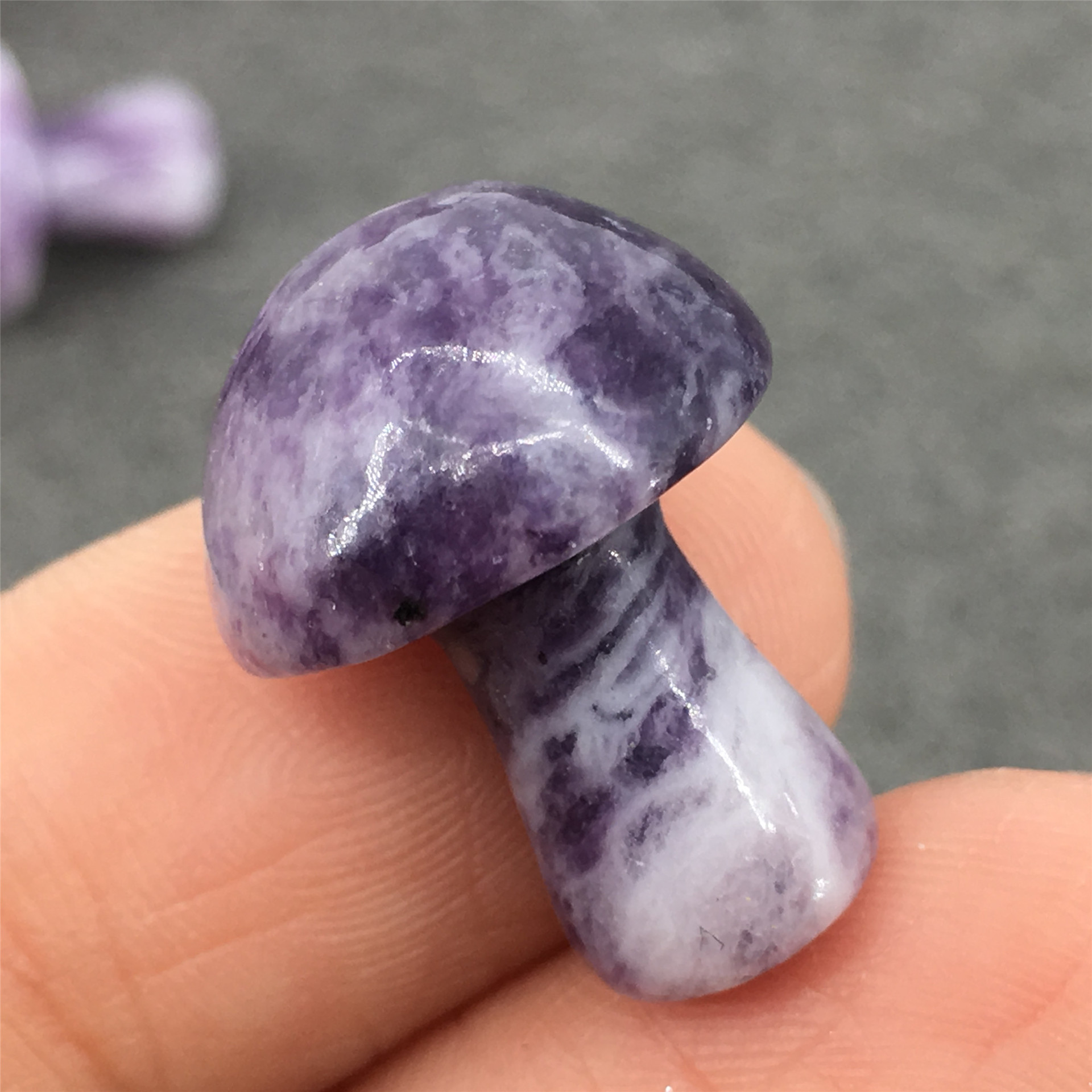 Hot sale crystal healing stone carving natural gemstone mini amethyst mushroom carving craft