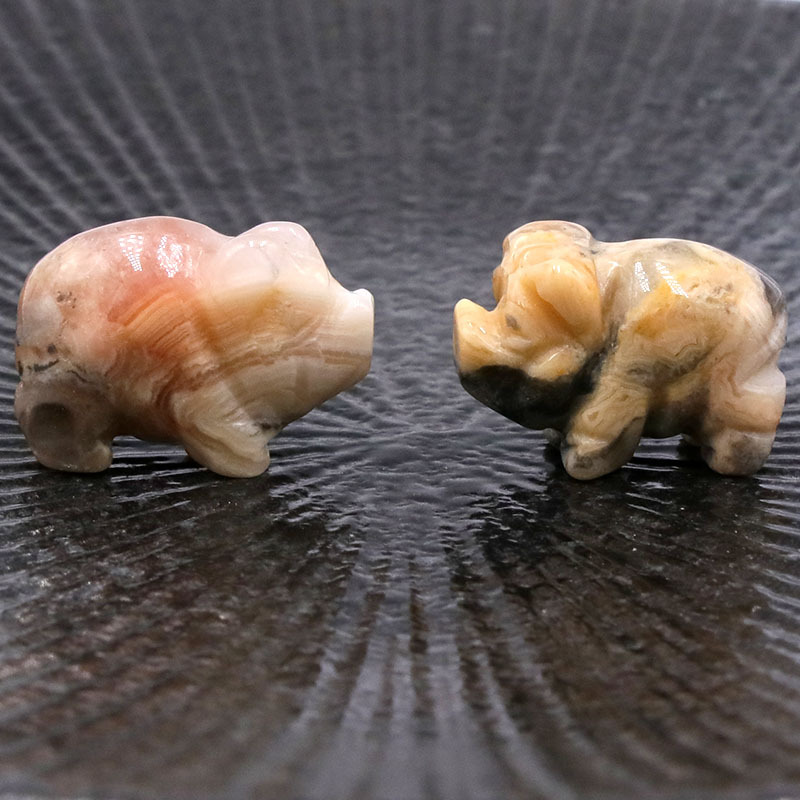 Wholesale Natural Gemstone Healing Crystal Animal Hand Carved Crafts 1.5 inch Crystal Carvings Pig Decoration For Souvenirs