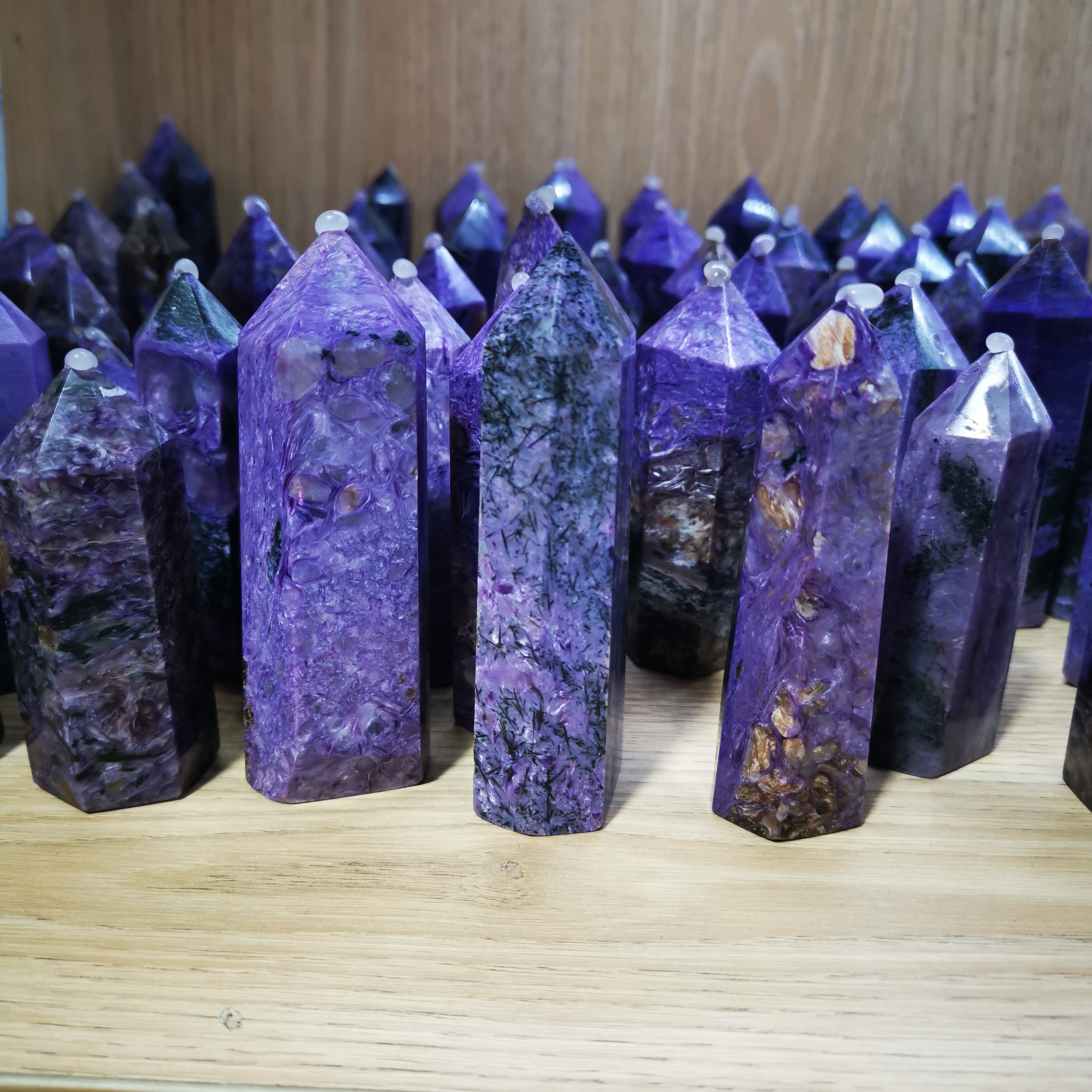 High quality natural reiki charoite stone wholesale bulk healing charoite crystal towers points for decoration crafts