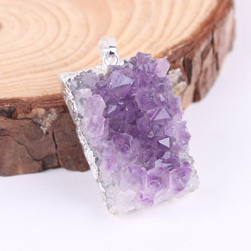 Hot Sale Natural Stone Crystal Jewelry Necklace Healing Energy Amethyst Cluster Gemstone Pendant For Decoration