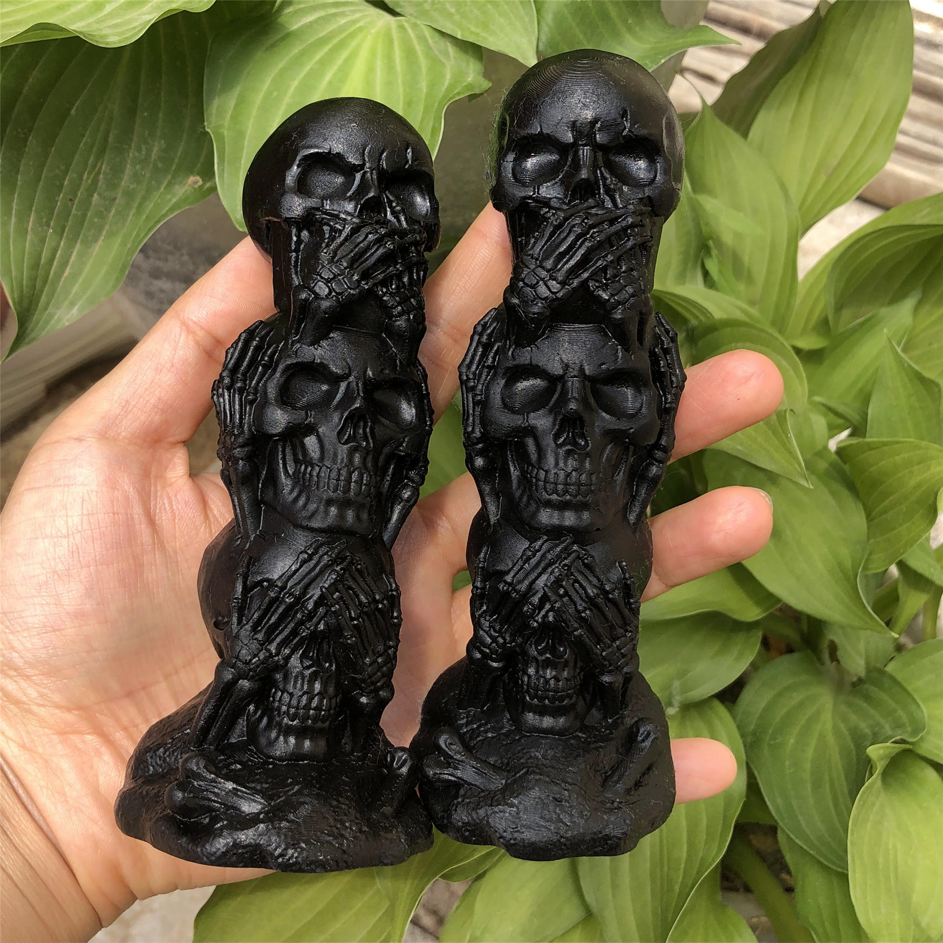 Best selling 5.5 inches crystal skulls hand carved natural healing black tourmaline skull crystal carving crafts