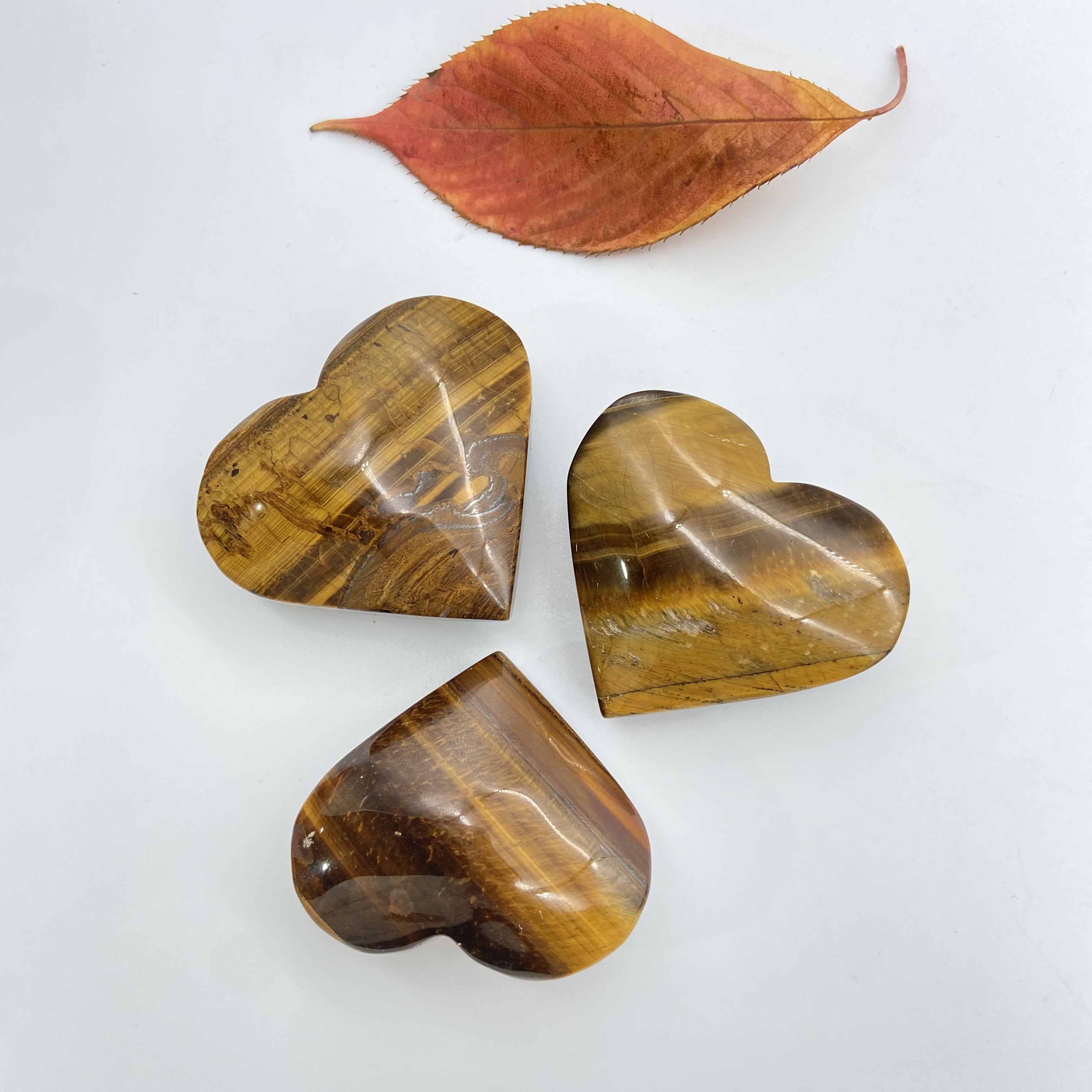 Best Quality Natural crystals healing stones tiger eye stone heart fengshui and healing crystal stone for decoration and gifts