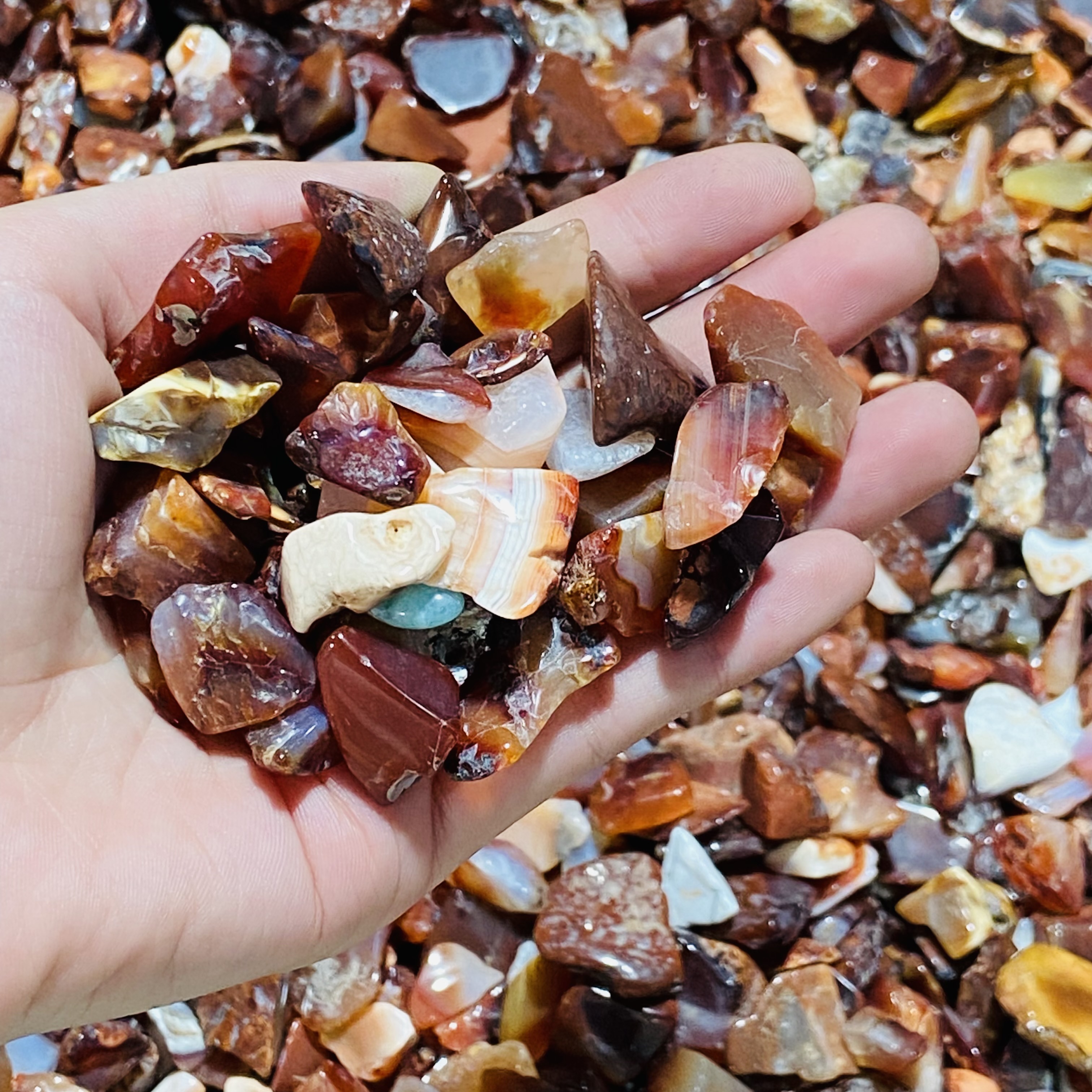 Polished agate stone bulk sale stone crystals tumbled natural crystal red agate tumbled stone decoration