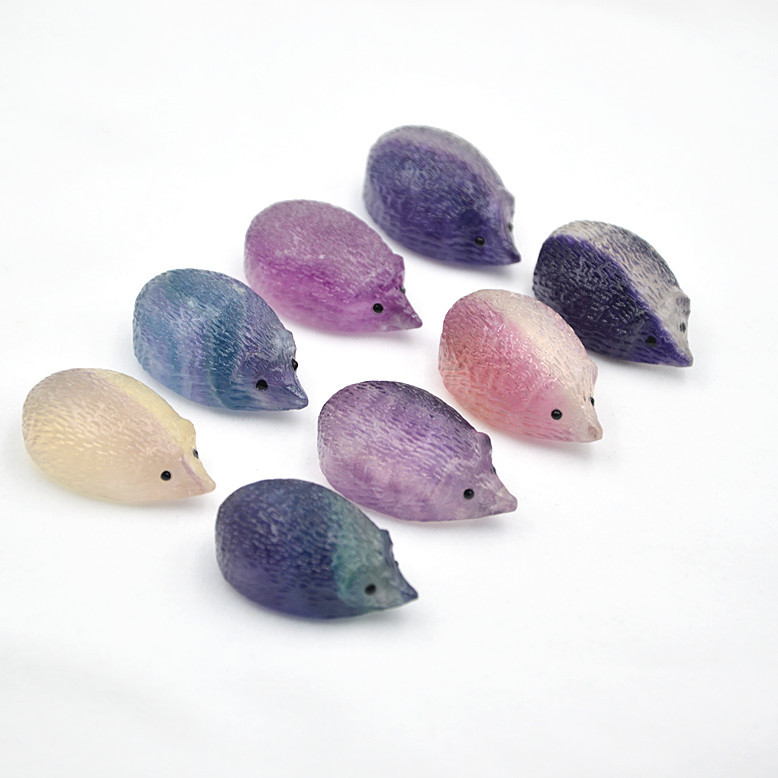 Crystal wholesale natural crystal folk crafts crystal hedgehog carving decoration and gifts