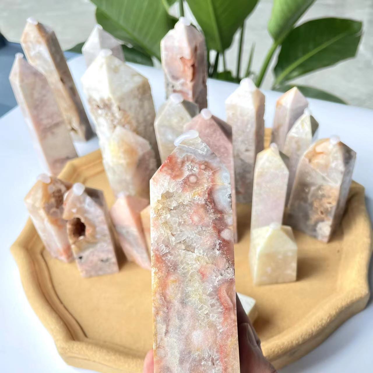 High quality polished rose quartz crystal tower point wholesale energy healing pink purple crystal wand tower for fengshui