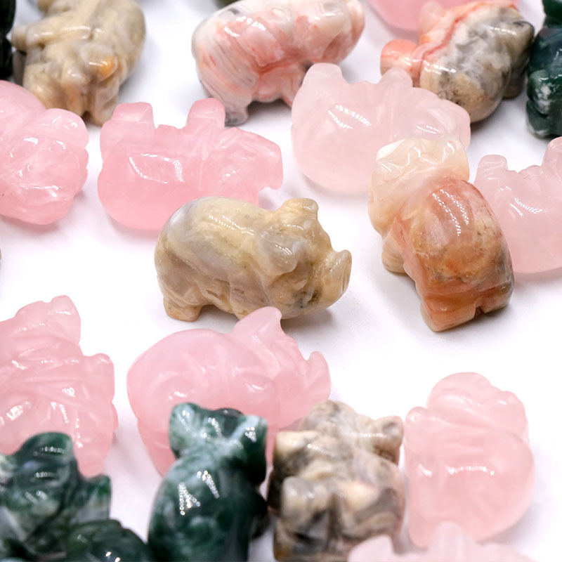 Wholesale Natural Gemstone Healing Crystal Animal Hand Carved Crafts 1.5 inch Crystal Carvings Pig Decoration For Souvenirs