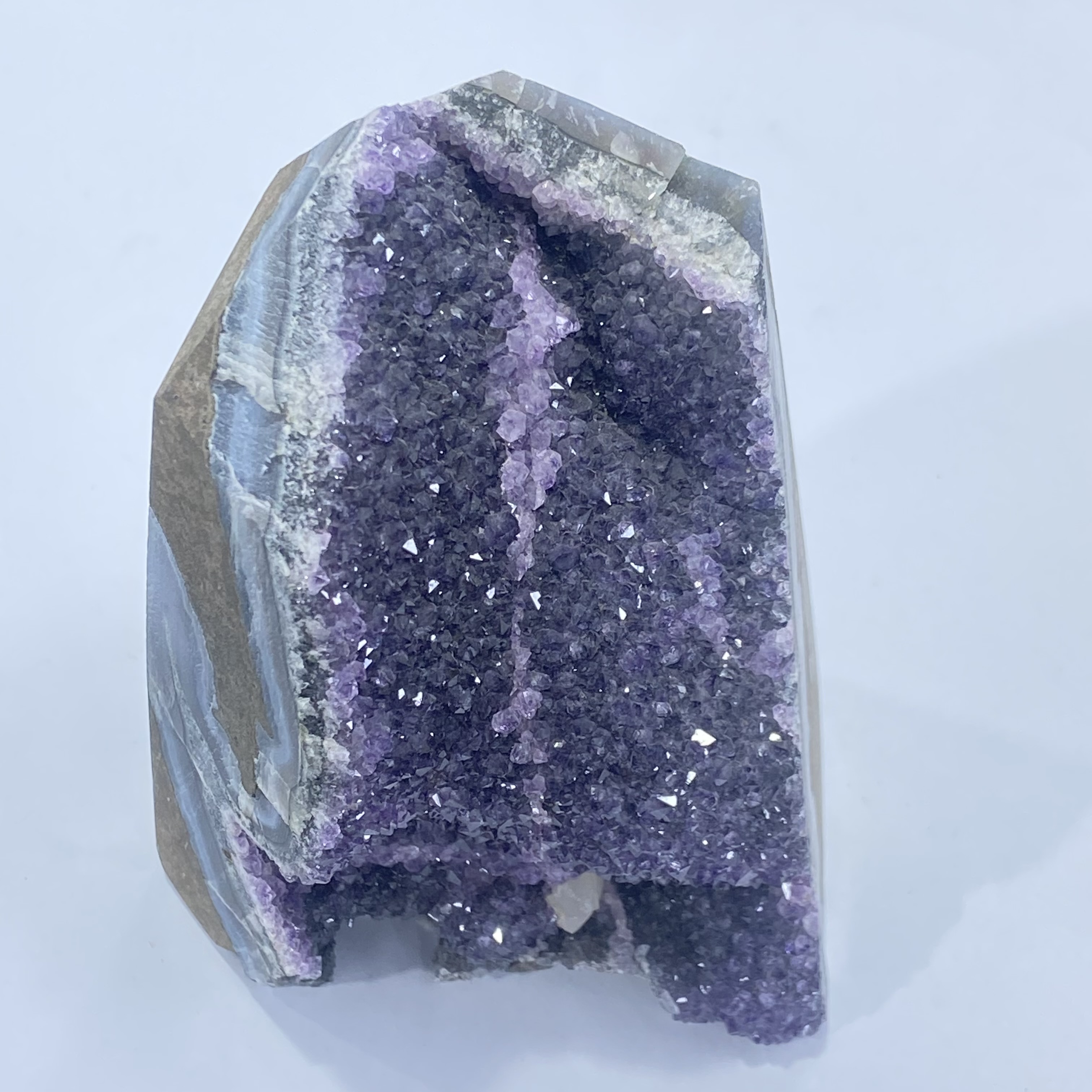 High Quality Natural crystals healing stones amethyst vug ornaments Crystal Crafts for decoration and gifts