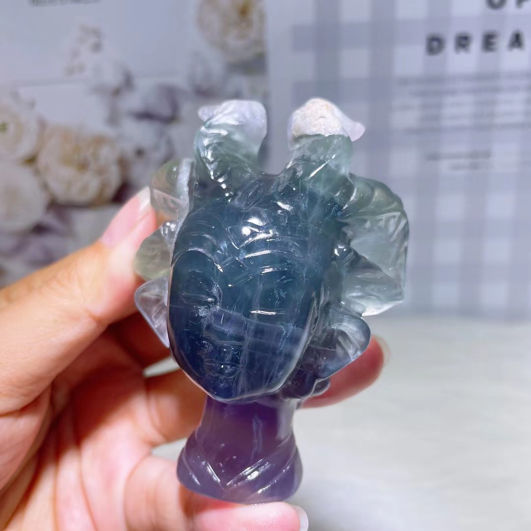 Good quality wholesale natural hand carved crystal crafts polished healing crystal medusa carved ornament