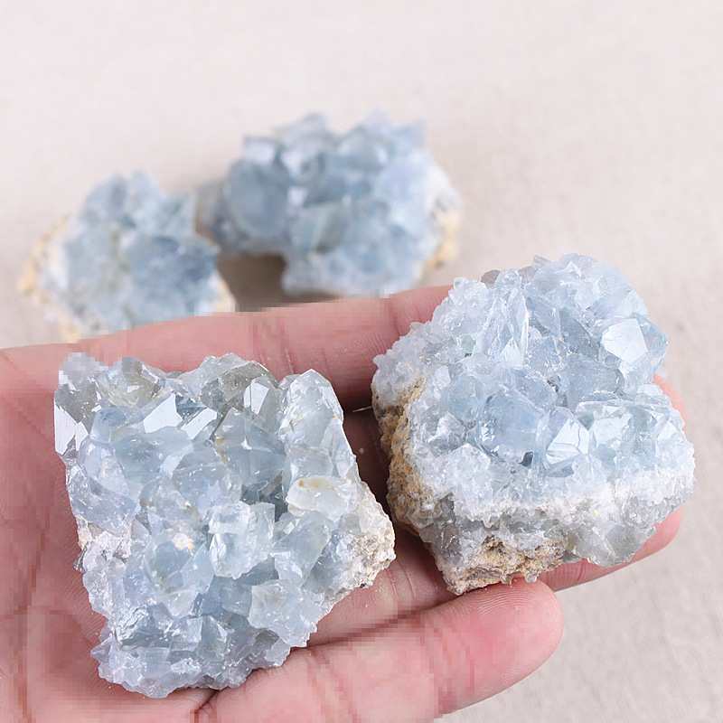 Irregular shape raw crystal cluster crafts wholesale natural rough stone blue crystal cluster decoration for healing