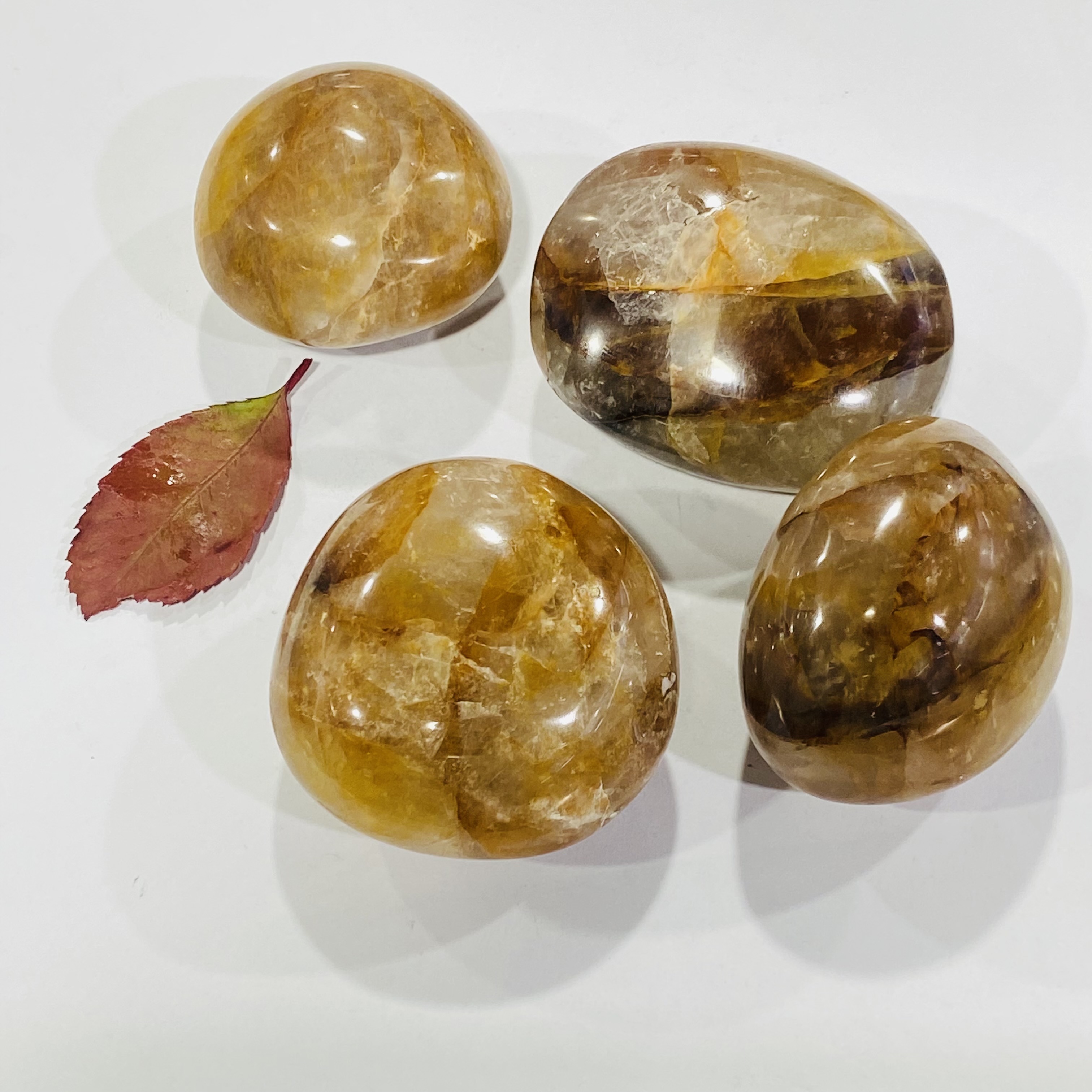 Wholesale High Quality natural crystals healing stones yellow burnt flower palm healing stone for decoration