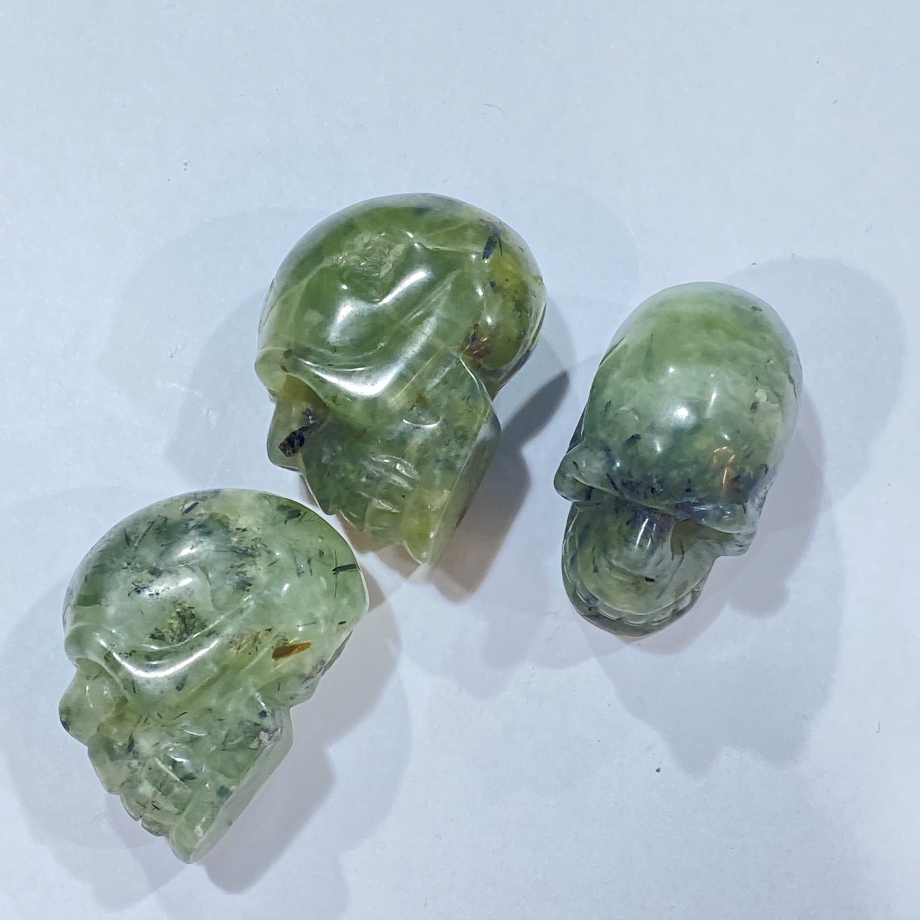 Natural healing crystals skull High Quality Carving Crystal Grape stone skull For Feng Shui Decor