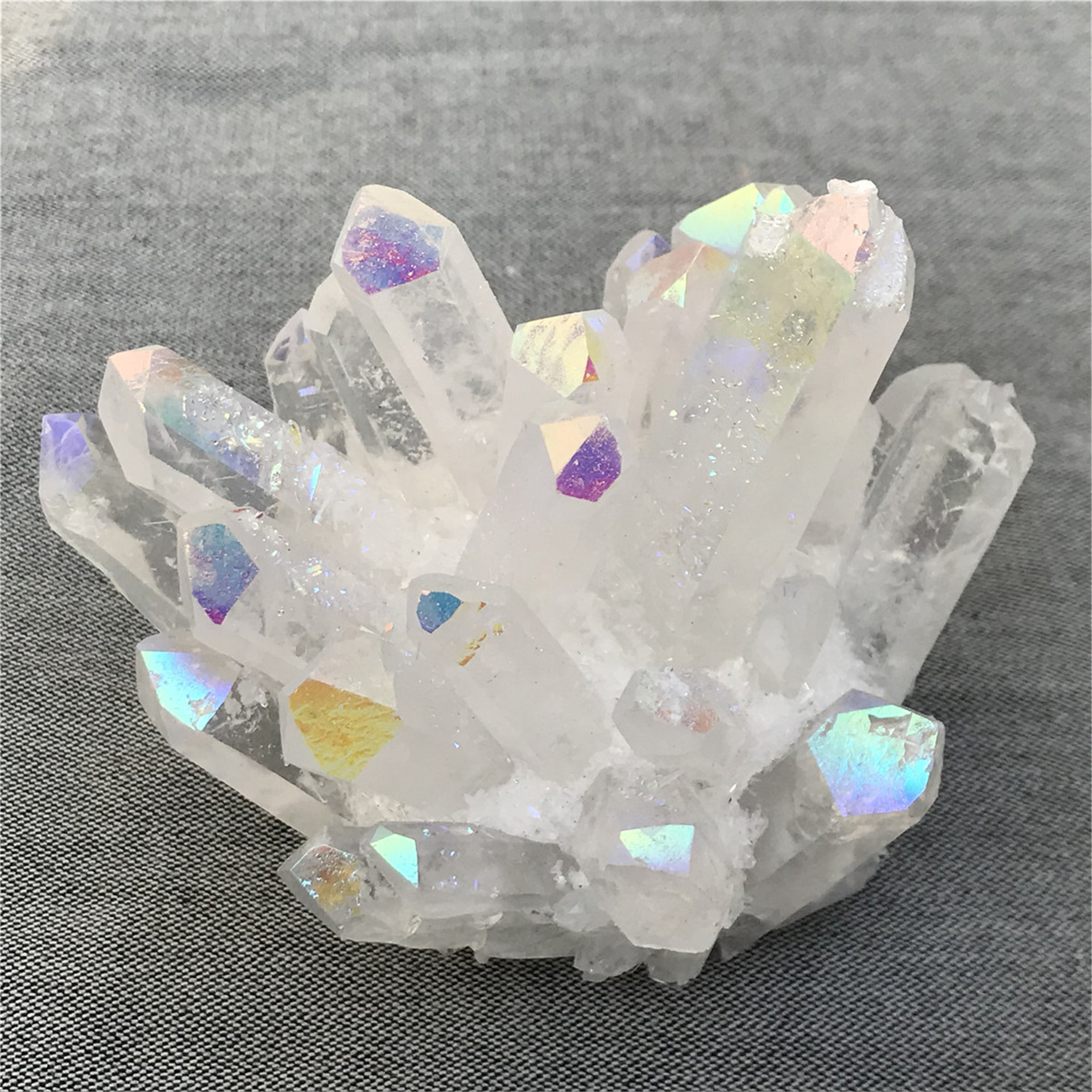 Top saling best quality natural quartz crystal electroplate aura Cluster crystals healing stones for decoration and energy