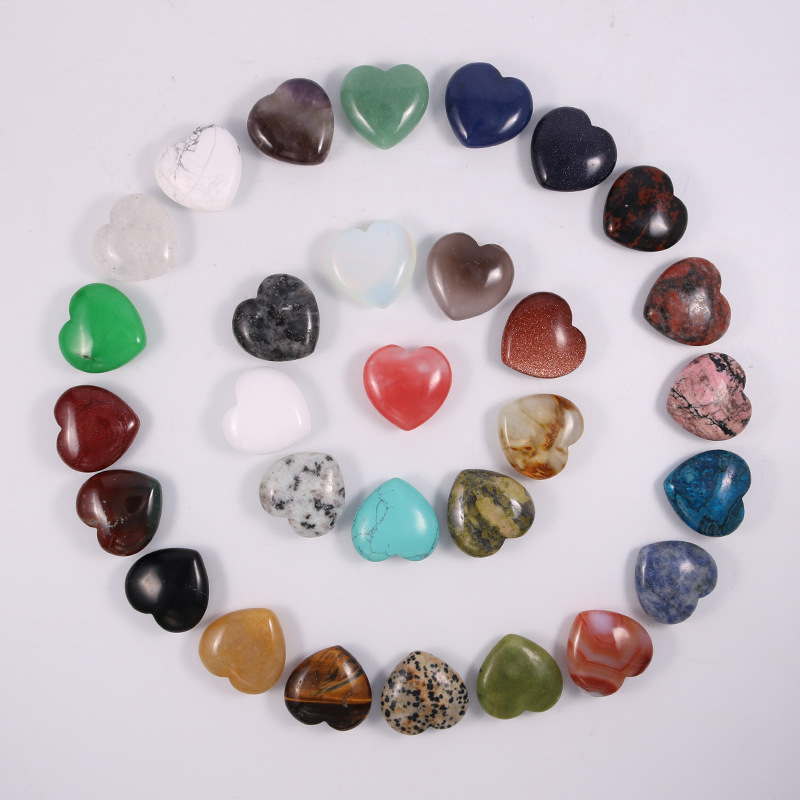 Hot Sale healing heart shaped crystal stones wholesale natural reiki crystal hearts stone palm for decoration