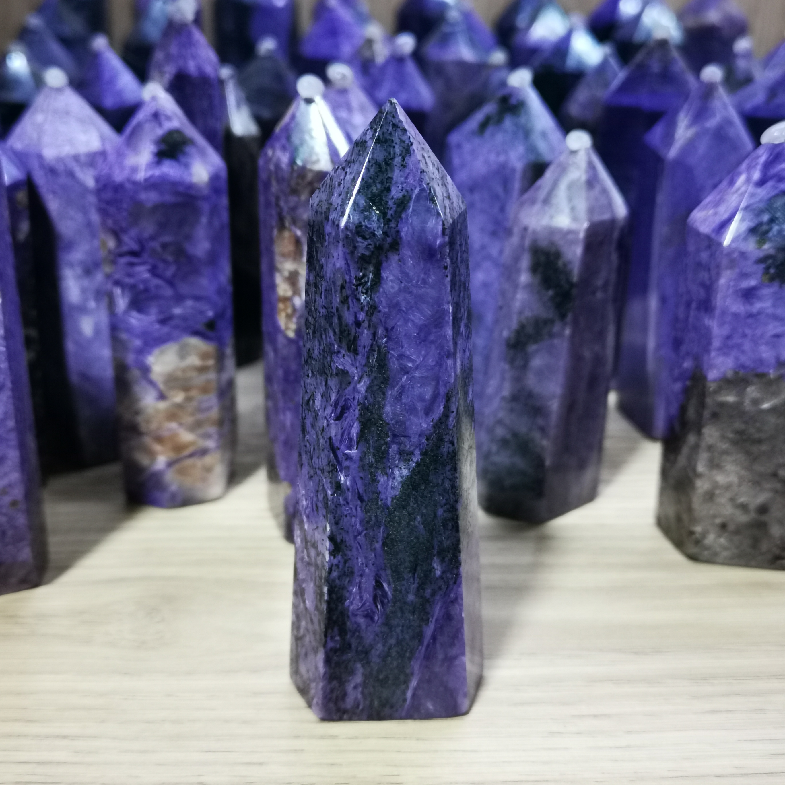 High quality natural reiki charoite stone wholesale bulk healing charoite crystal towers points for decoration crafts