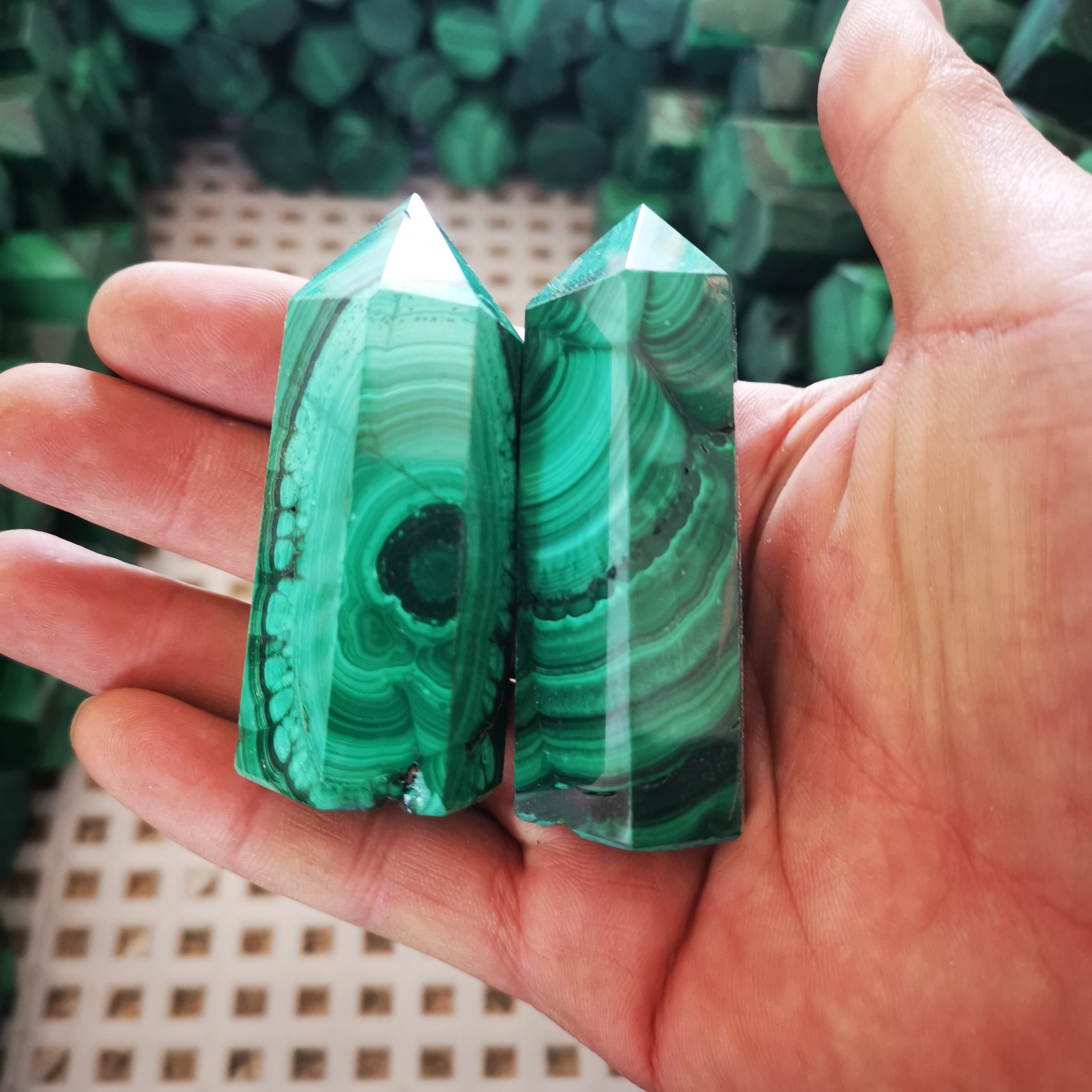 Healing reiki natural gemstone folk crafts wholesale bulk polished malachite green stone crystal tower point for decoration