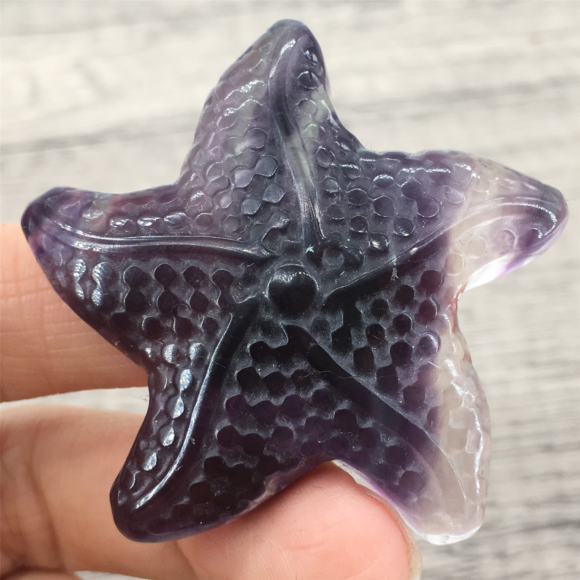 High quality wholesale hand carved crystal animal natural healing fluorite starfish crystal carving crafts for decoration