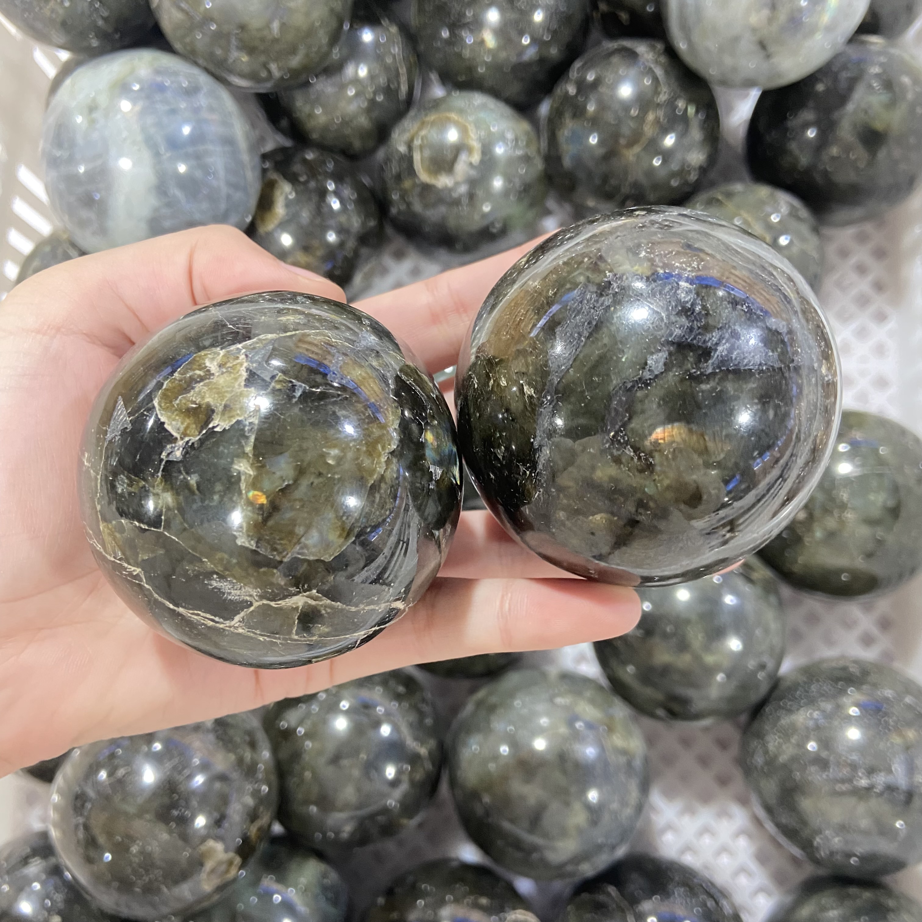 Wholesale stones and crystals natural stone sphere Crystals Polished Healing Labradorite ball for folk crafts