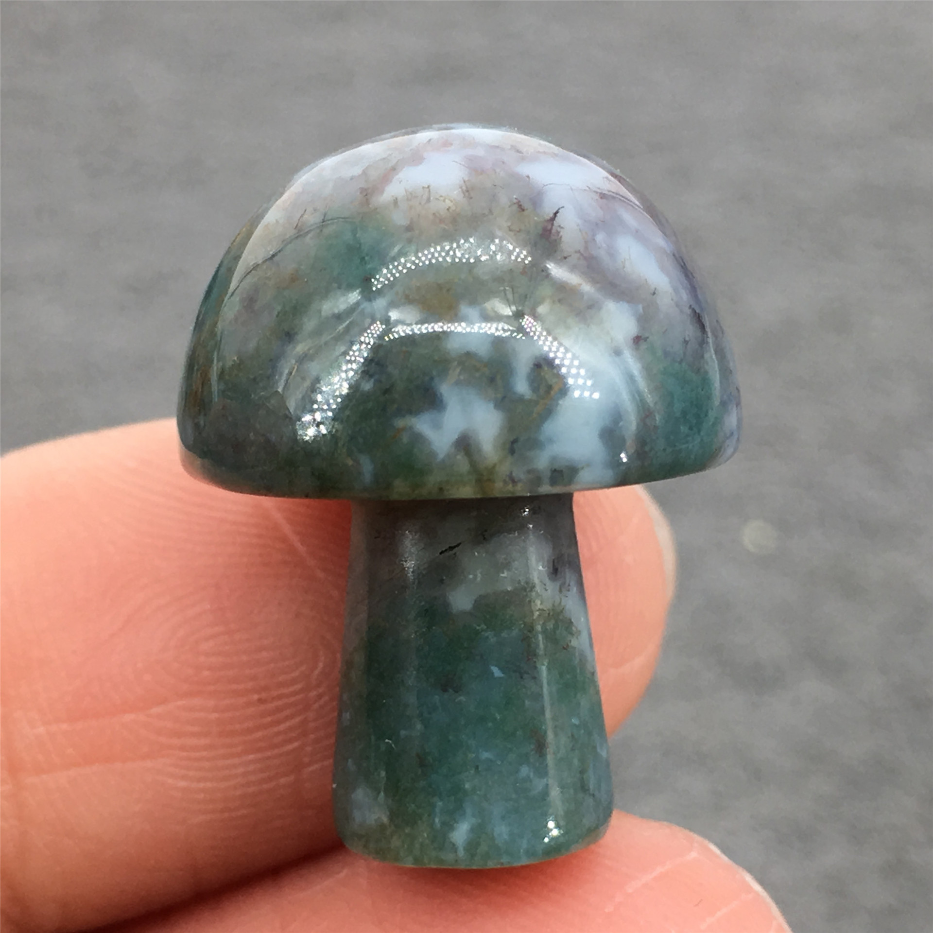 Crystal wholesale carving crafts natural gemstones mini marine agate mushroom festival gifts