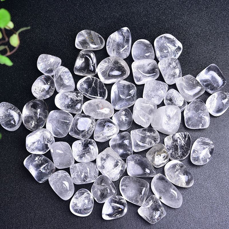 Wholesale high quality natural transparent quartz crystal tumbled stone clear polishing crystal raw stones for decoration