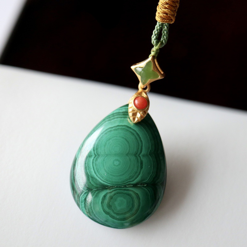 Wholesale reiki polished malachite necklace gemstone healing malachite water drop natural crystal pendant for gifts