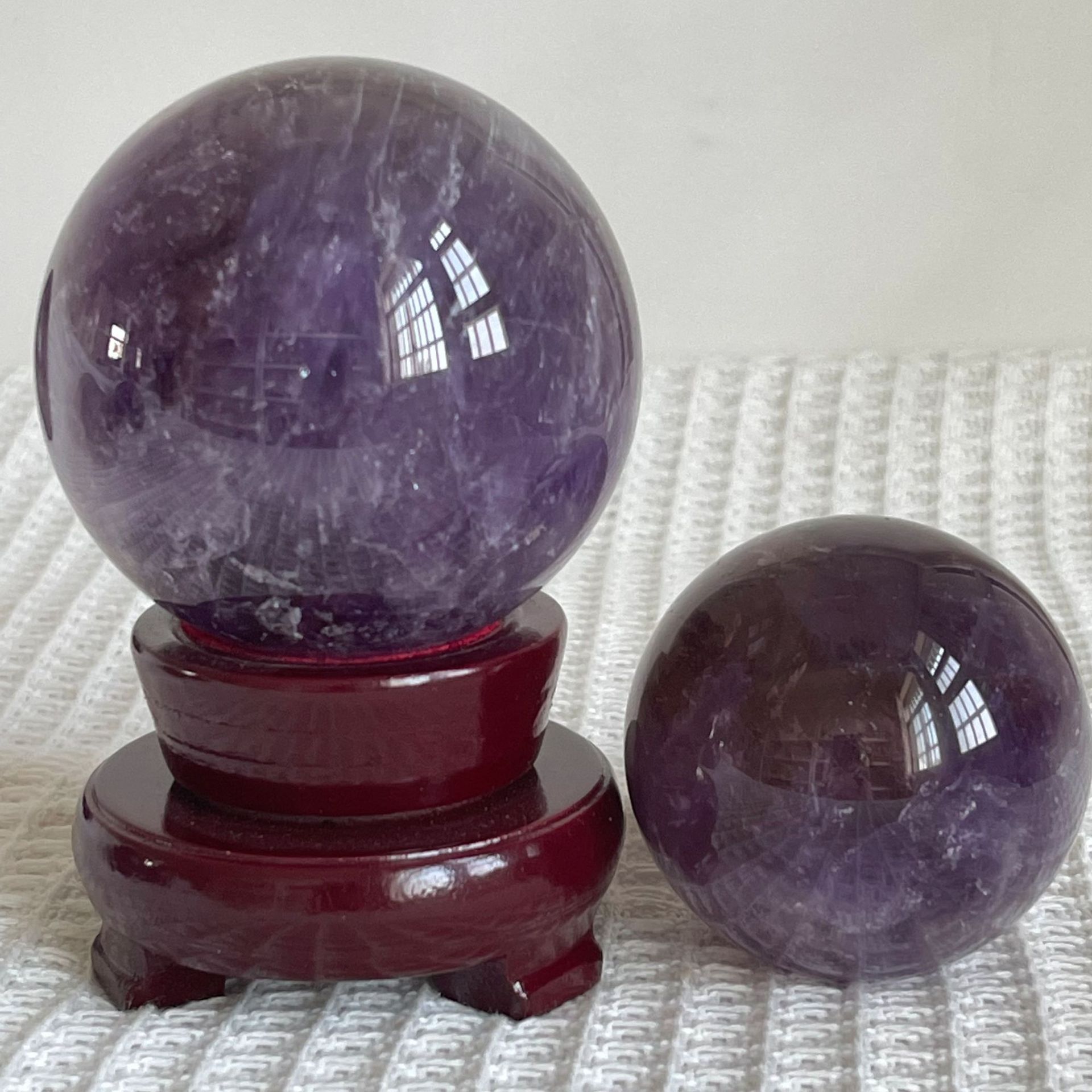 Hot Sale Crystal Sphere Folk Crafts natural polished gemstone Healing Clear large Amethyst ball for decoration