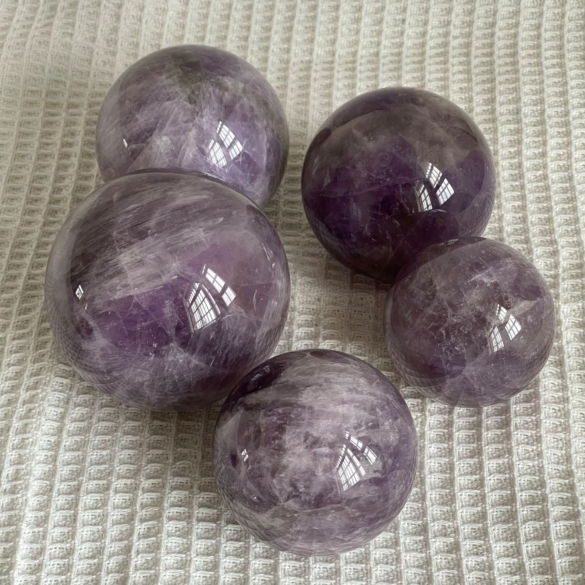 High quality polished amethyst stone sale Natural Reiki Purple Crystal quartz ball for decorations and gifts