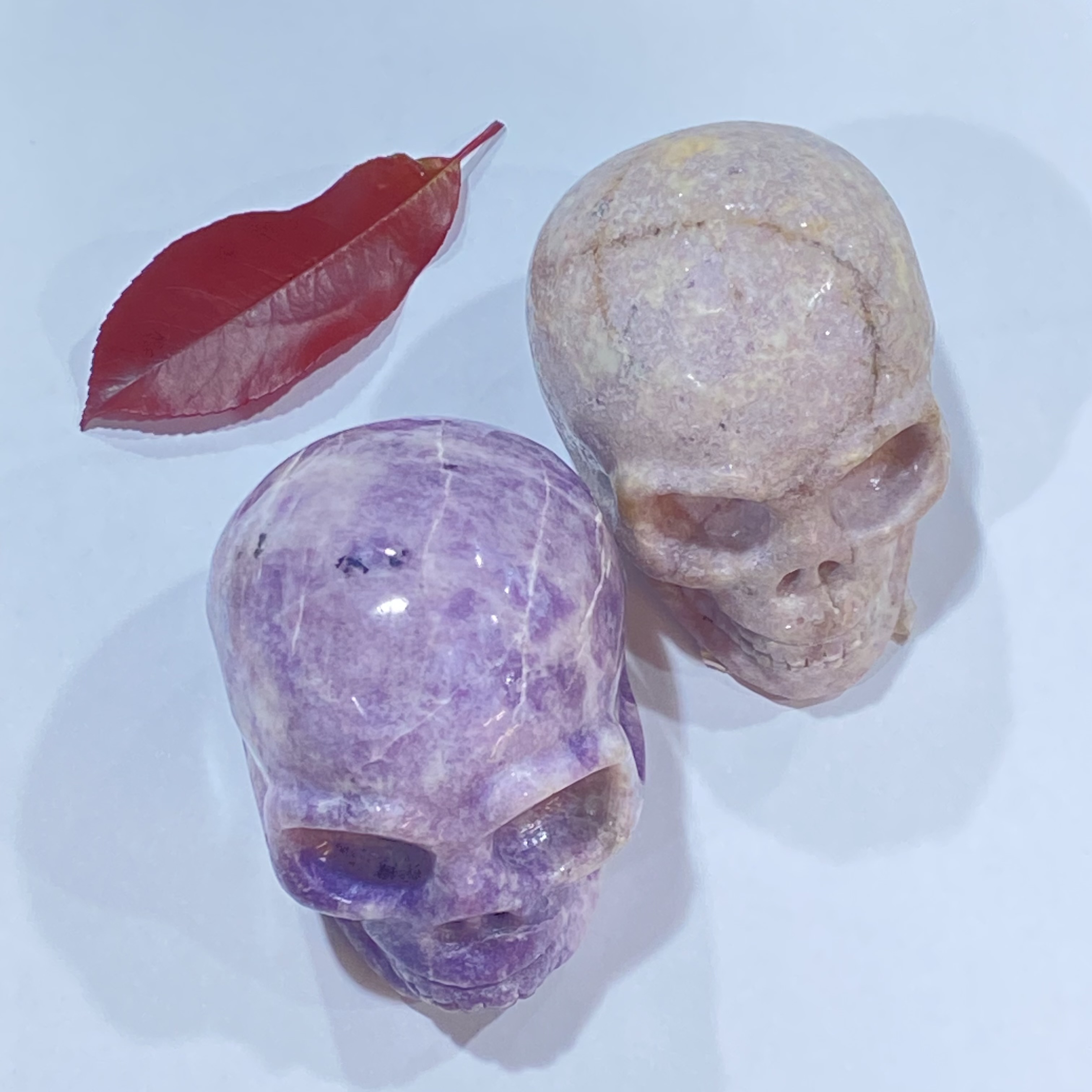 Natural crystals healing charoite stone crystal carving polished charoite skulls for home decoration