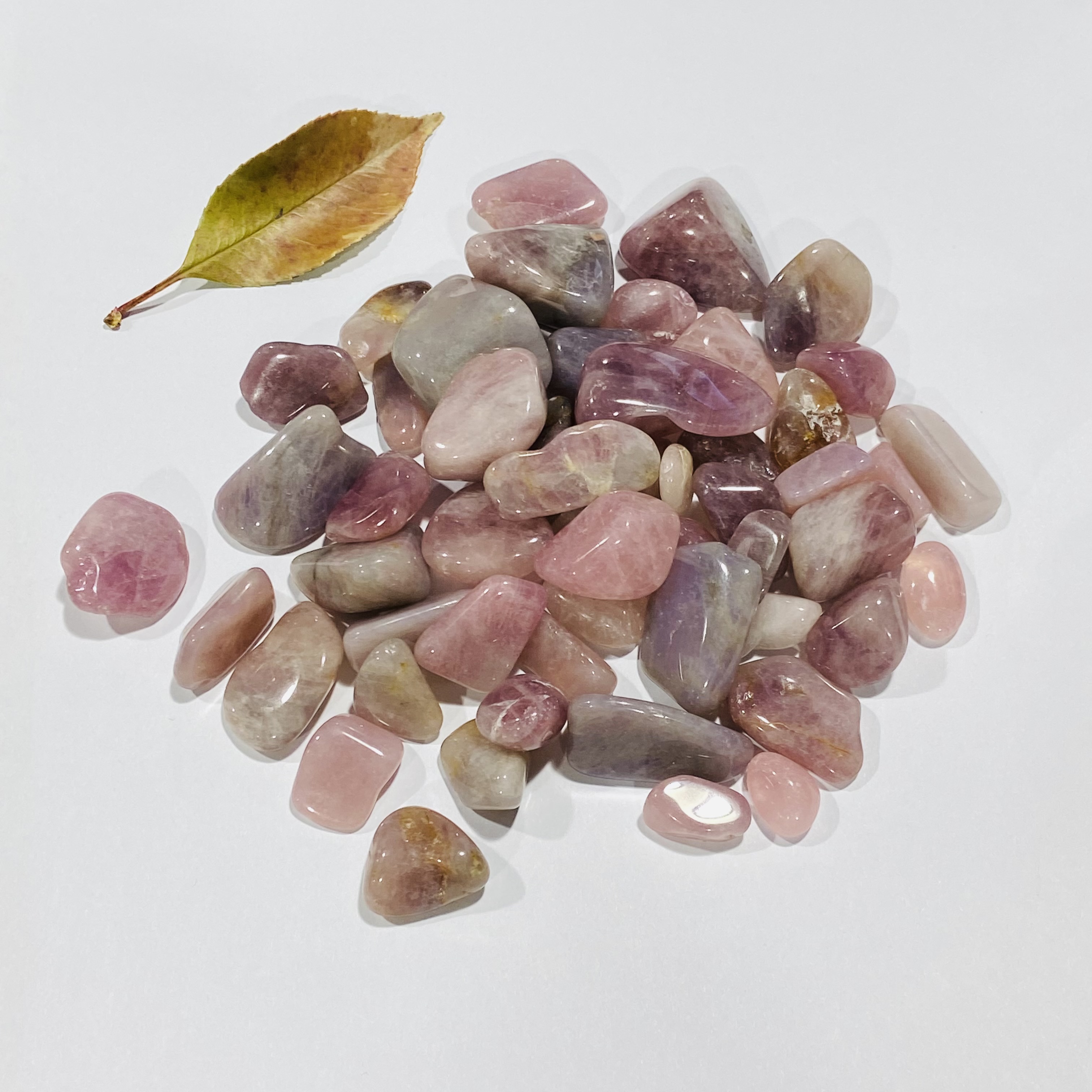 New products natural quartz healing crushed crystal stone gravel wholesale reiki purple pink tumble stone crystal healing