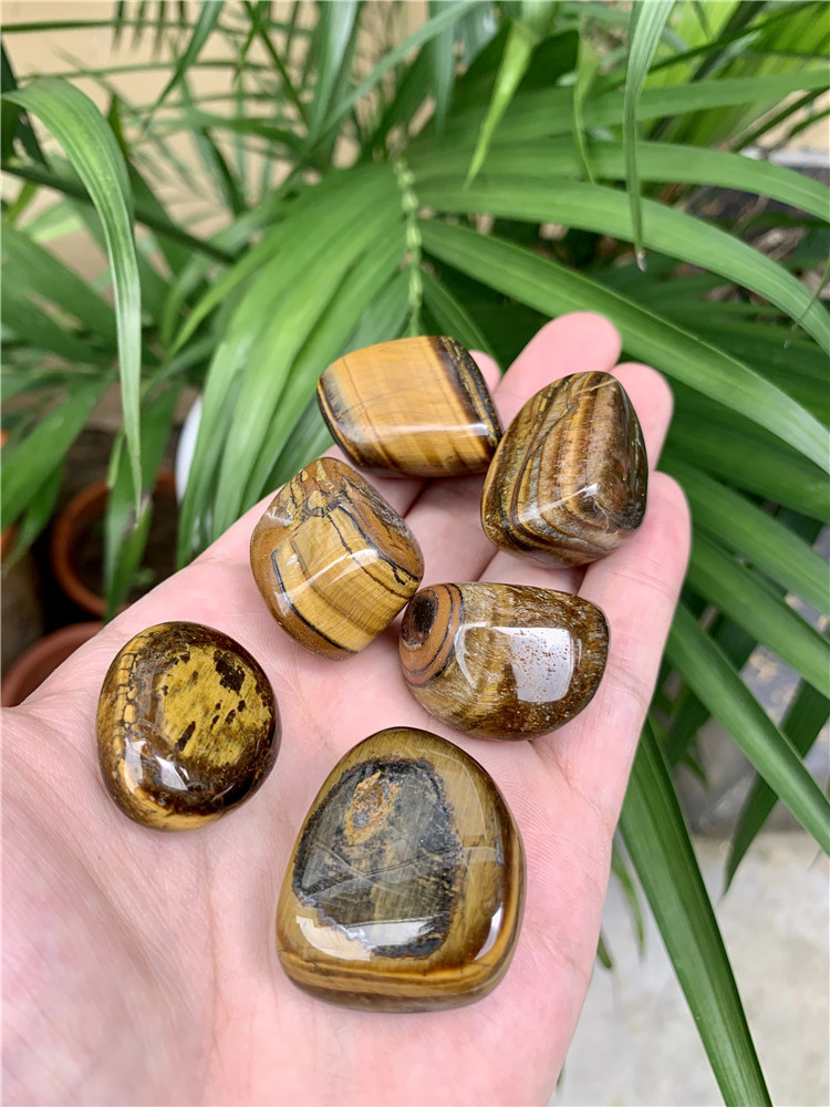 Best Selling Crystal Gemstone Feng Shui Decoration natural crystal tiger eye stone tumble stones for healing