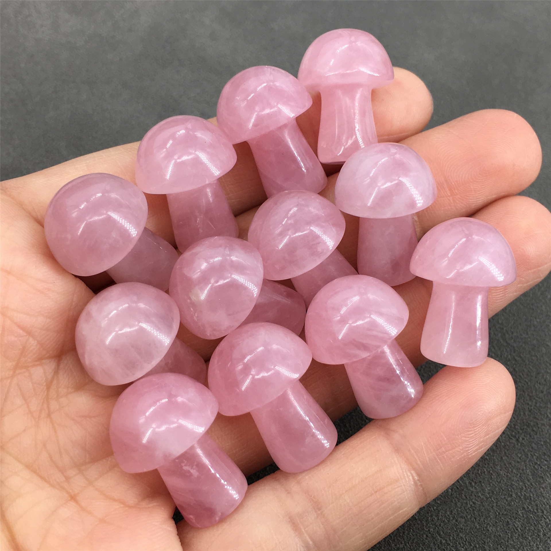 Wholesale crystal healing stone carving natural gemstone mini rose crystal mushroom carving handicraft