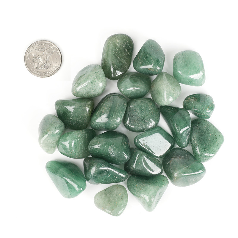 Natural polished crystal mineral gravel wholesale 2-3cm healing crystal green aventurine tumble stone gift box set