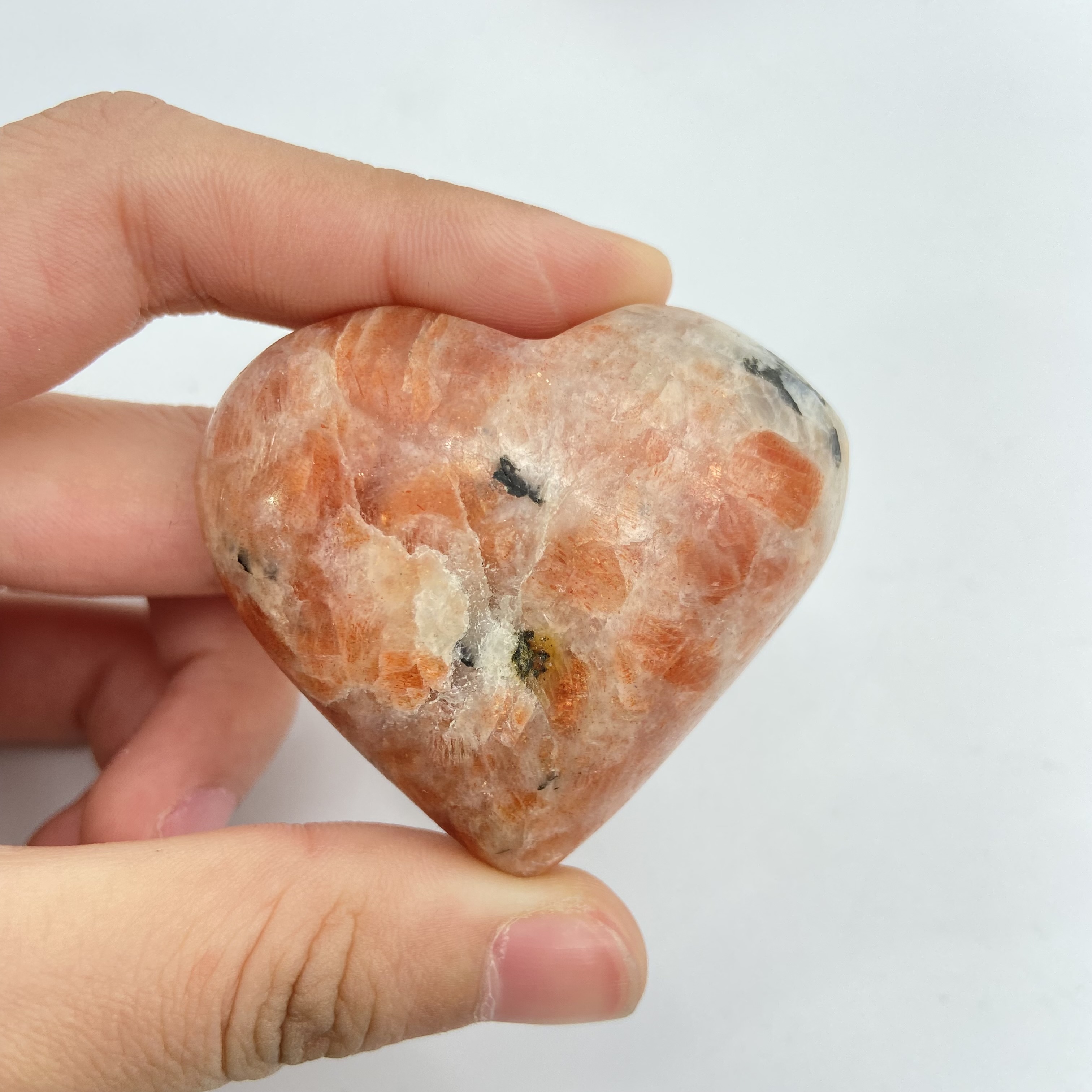 Top saling Natural crystals healing stones red sun stone heart fengshui and healing crystal stone for decoration and gifts