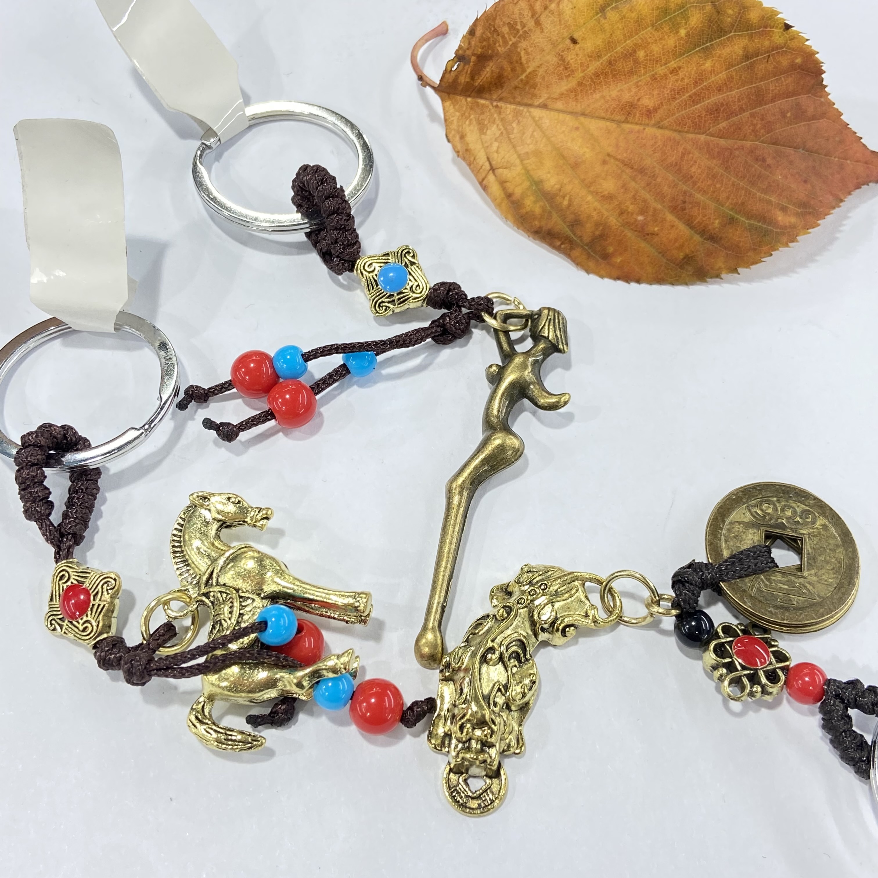 wholesale natural crystal crafts gift religion alloy key chains for decoration