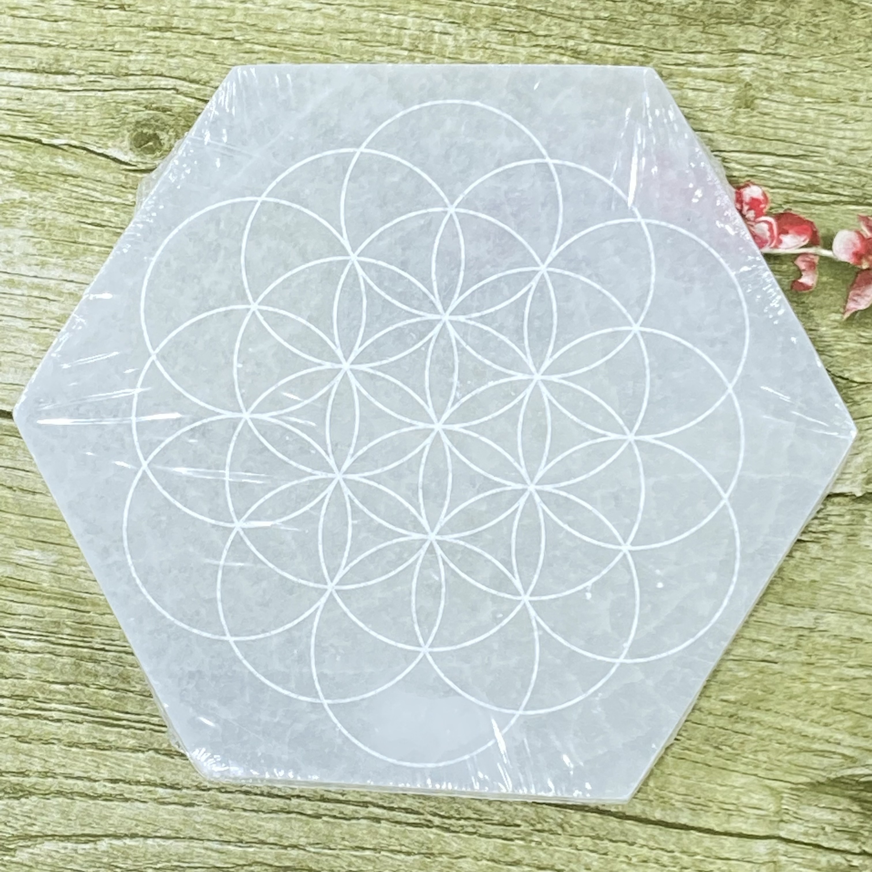 Hot sale high quality hexagon Selenite charging plate healing crystal Selenite stone for decoration and energy