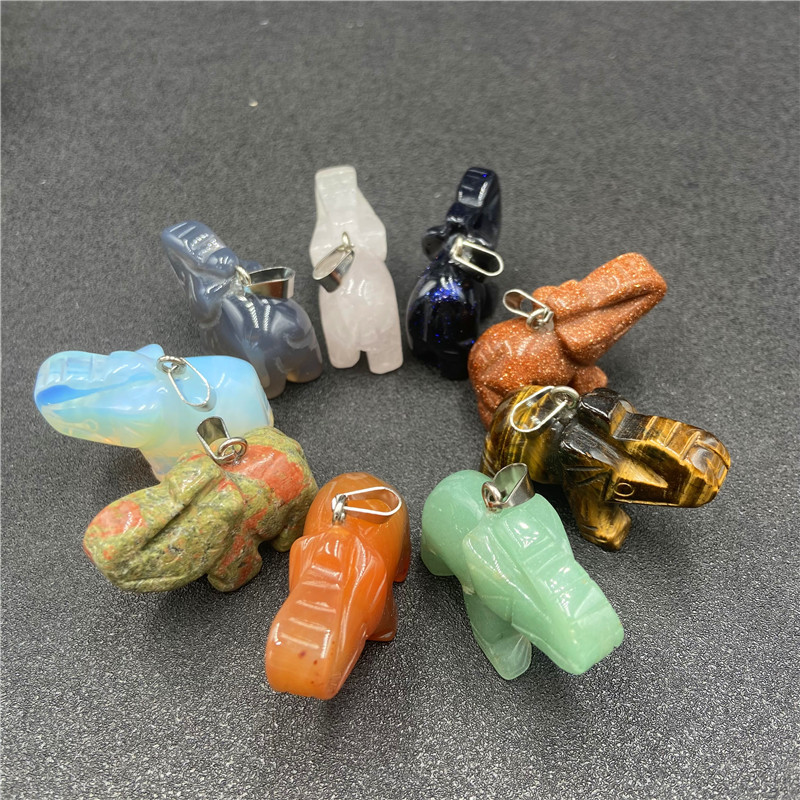 Hand Carved natural crystal stone elephant pendant jewelry polished healing mini elephant crystal carving gem necklace For Women