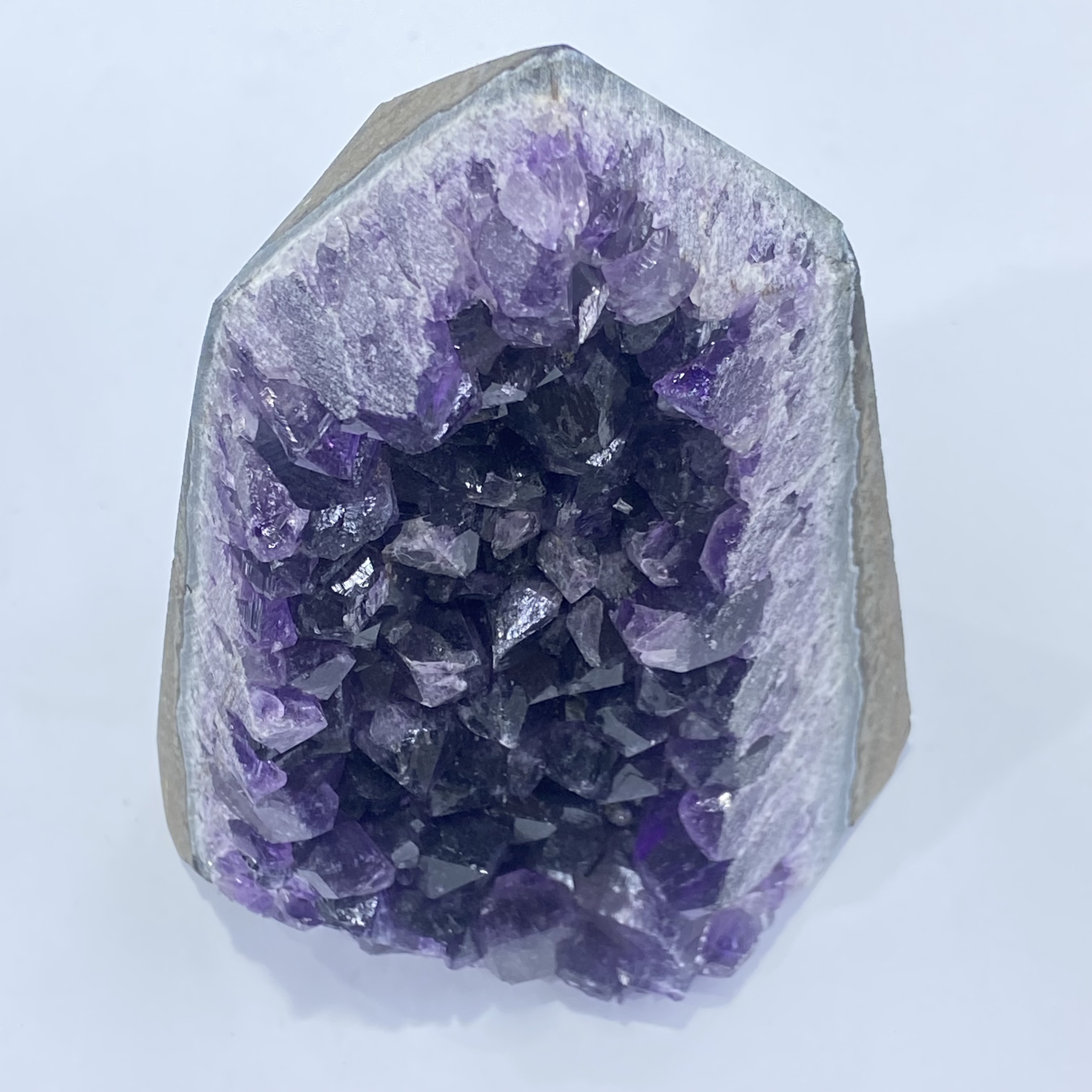 High Quality Natural crystals healing stones amethyst vug ornaments Crystal Crafts for decoration and gifts